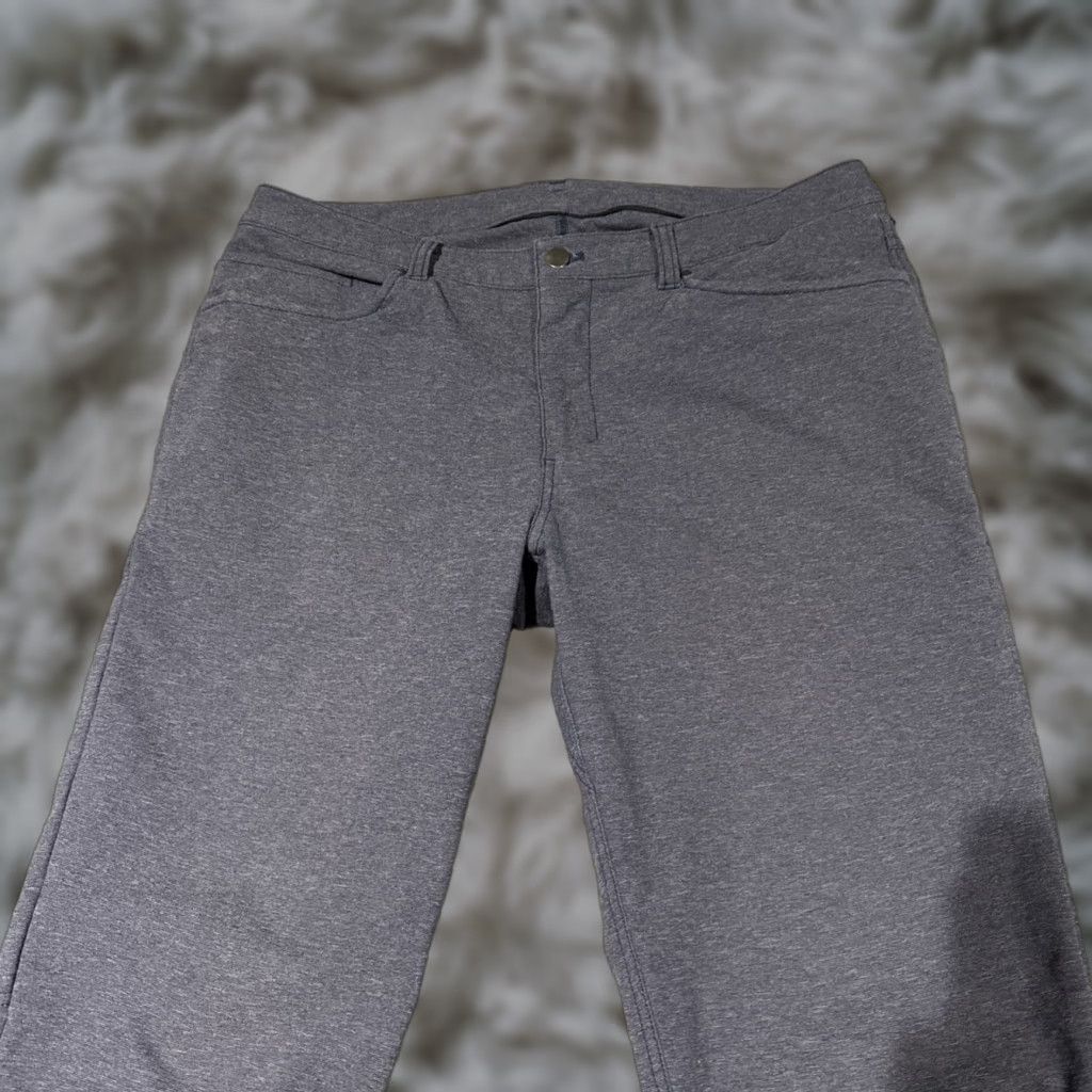 Lululemon Lululemon Pants Mens 34x32 Blue Chino Slim Fit Canvas 34 Inseam Flat Front Zip Pockets Logo Tapered Stretch Casual Size US 34 / EU 50 - 1 Thumbnail