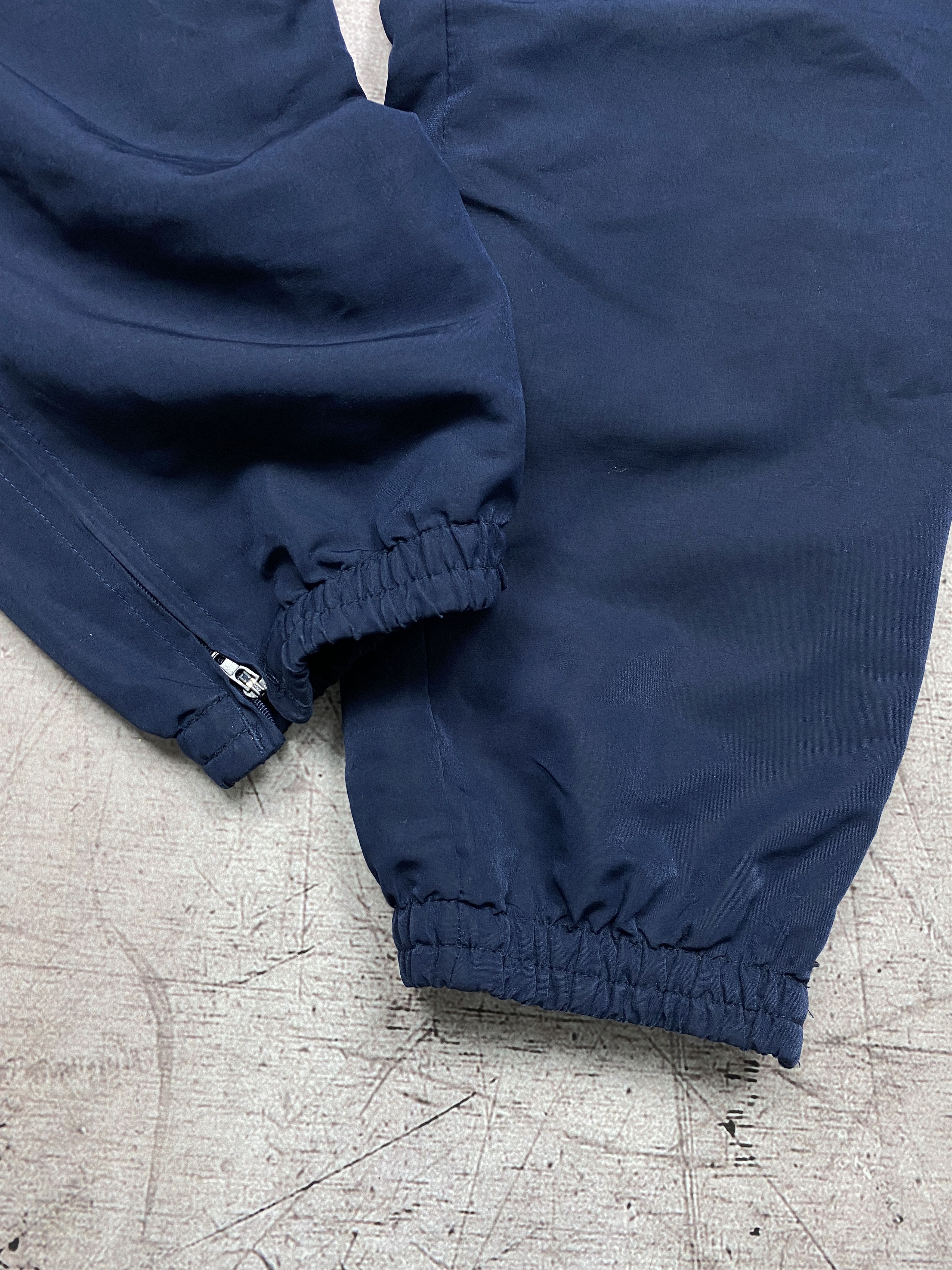 Umbro × Vintage Umbro Vintage Mens Nylon Baggy Parachute Pants y2k Size US 30 / EU 46 - 5 Thumbnail