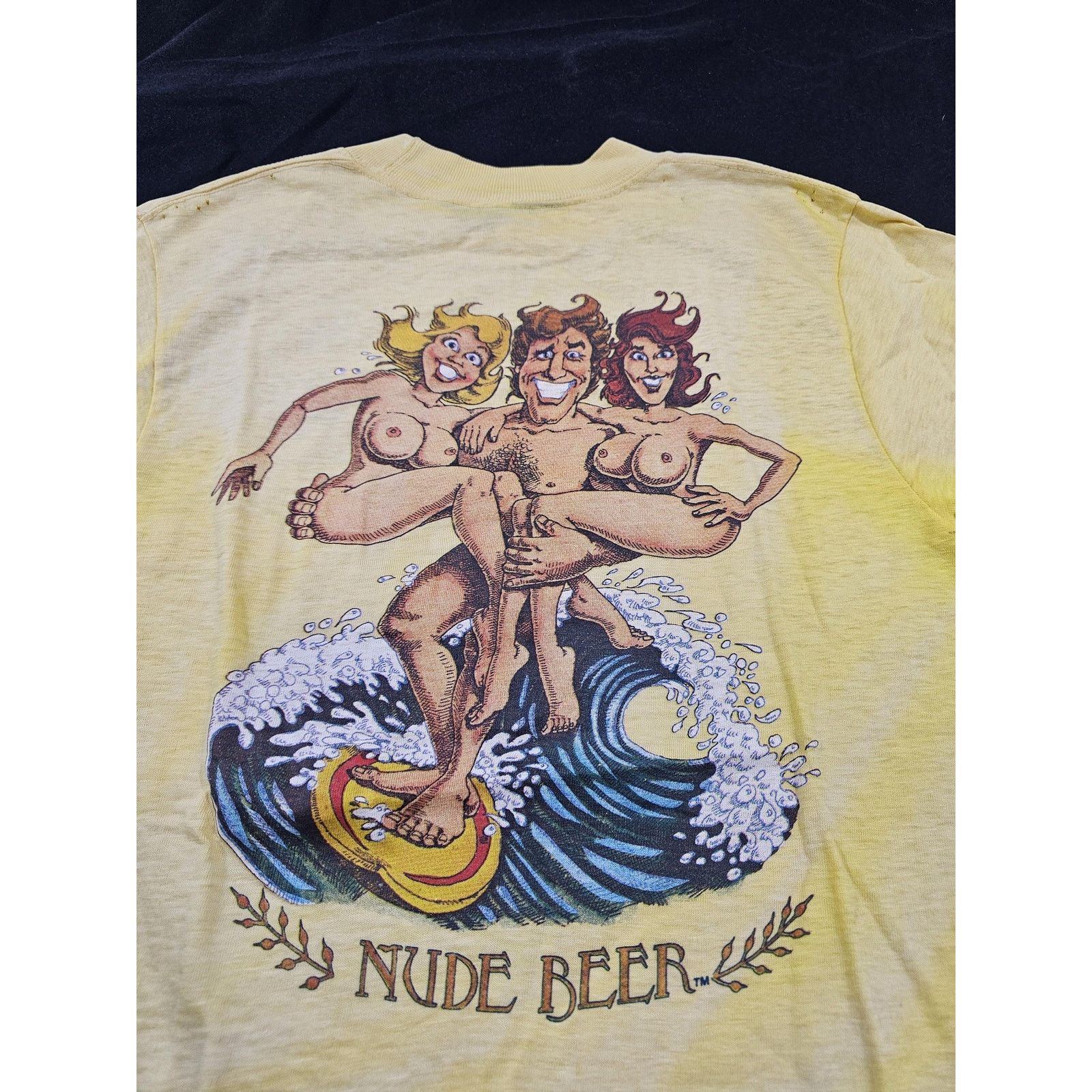 Anvil Nude Beer Surfing Graphic Pocket T-Shirt Sz S 1980s Size US S / EU 44-46 / 1 - 2 Thumbnail