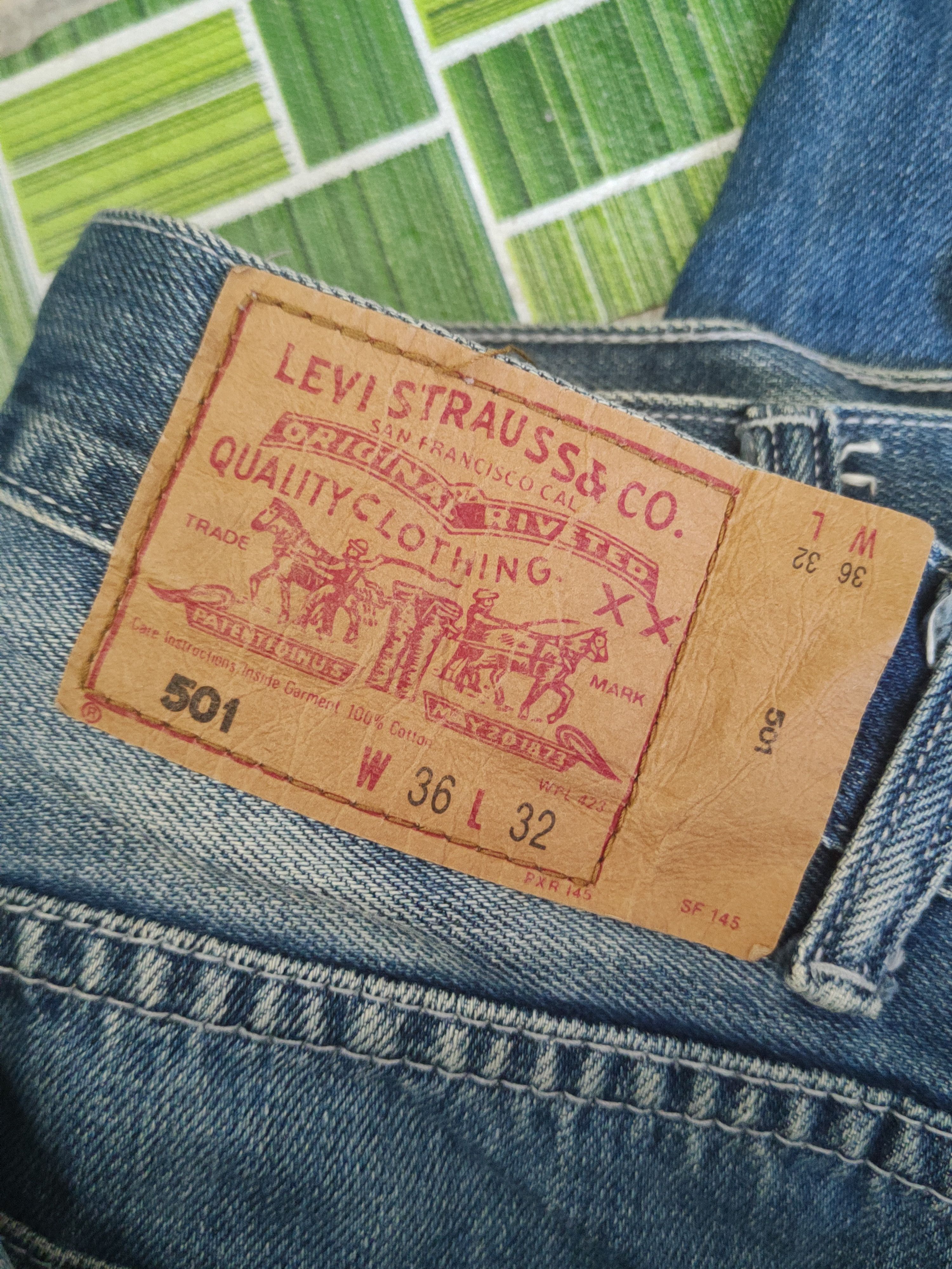 Levi's DL Levi's Blue Distressed Ripped Jeans #1638 Size US 36 / EU 52 - 13 Thumbnail