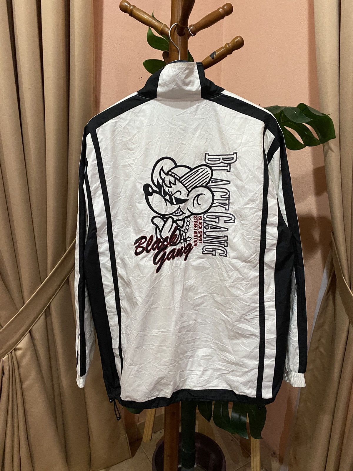Other VINTAGE Y2K BLACK GANG WINDBREAKER Size US L / EU 52-54 / 3 - 9 Thumbnail
