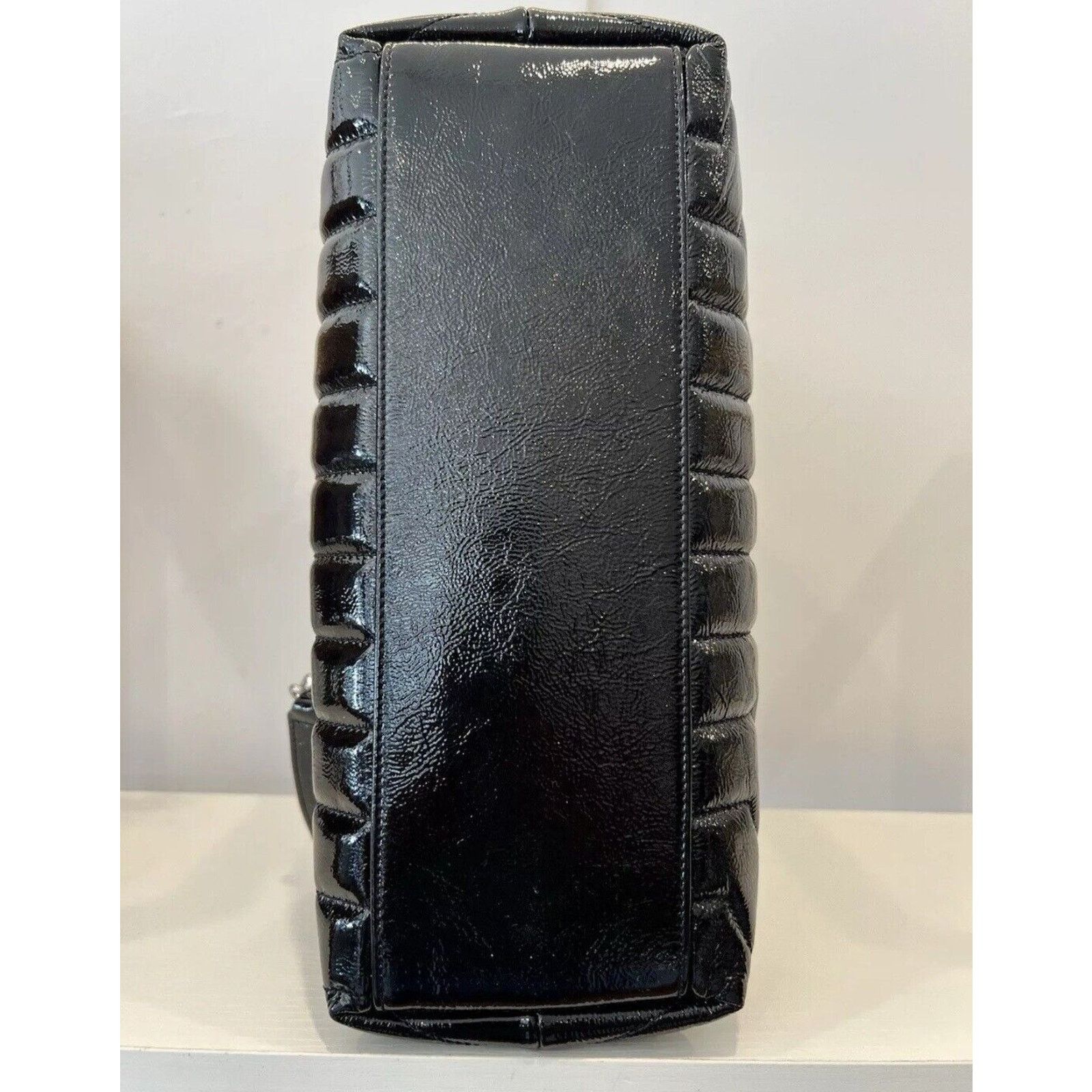 Saint Laurent Paris YSL Black Patent Leather Quilted Patent Loulou Quilted Bag Size ONE SIZE - 7 Thumbnail