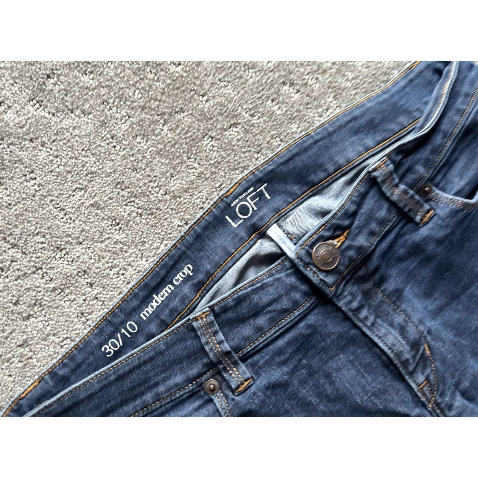 Ann Taylor VINTAGE Ann Taylor Loft Women's Crop Jeans Size 10 Dark Blue Denim Slim Fit 5-Pocket Size 32" / US 10 / IT 46 - 5 Thumbnail