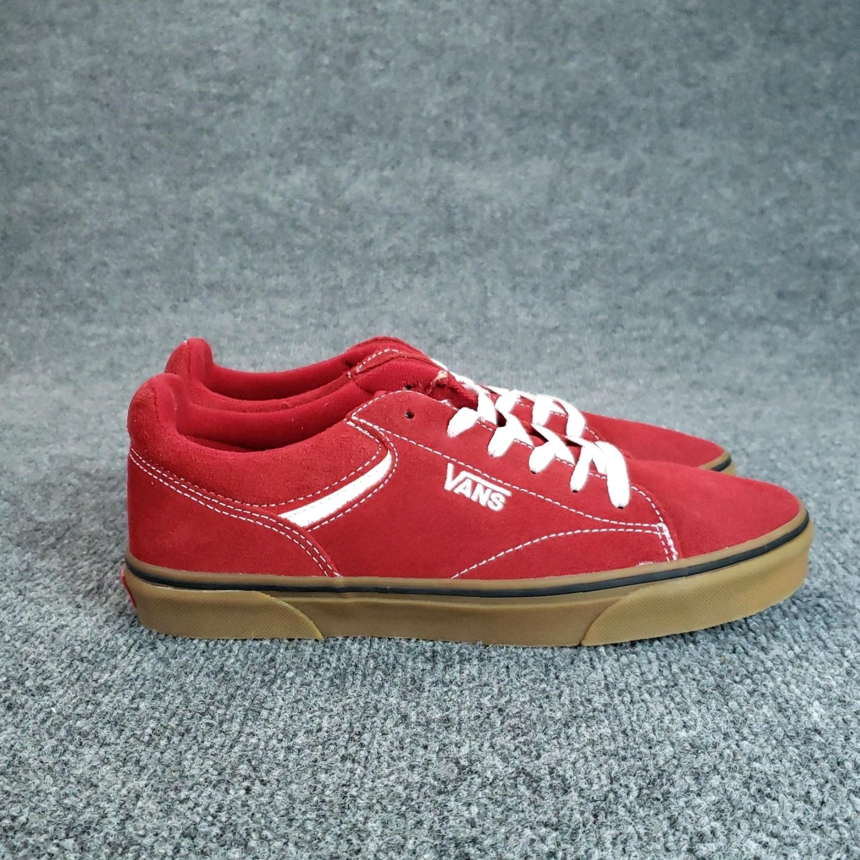 Vans Vans Suede Skate Shoes Mens Size 8.5 Red Gum Sole Low Top Core Classics Sneakers Size US M / EU 48-50 / 2 - 2 Thumbnail