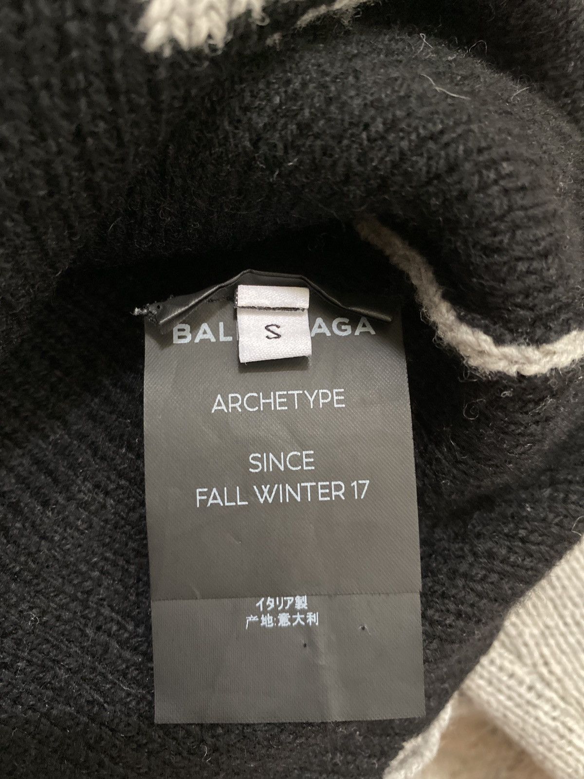 Balenciaga Balenciaga Paris Allover Knit Sweat Size US S / EU 44-46 / 1 - 5 Thumbnail