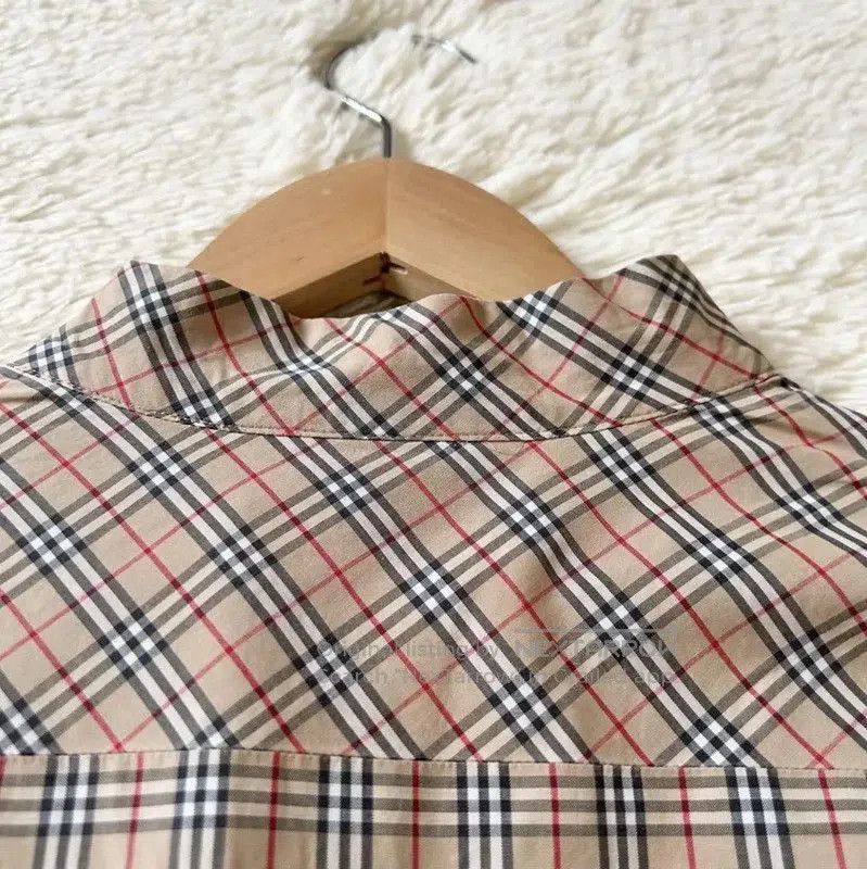 Burberry Burberry Khaki Cotton Mid-Length Women's Shirt. Size M / US 6-8 / IT 42-44 - 4 Thumbnail