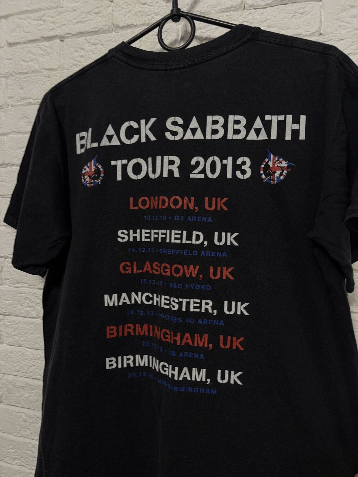 Gildan Black Sabbath UK Tour T-shirt 2013 Merch Band Tee Size US L / EU 52-54 / 3 - 5 Thumbnail
