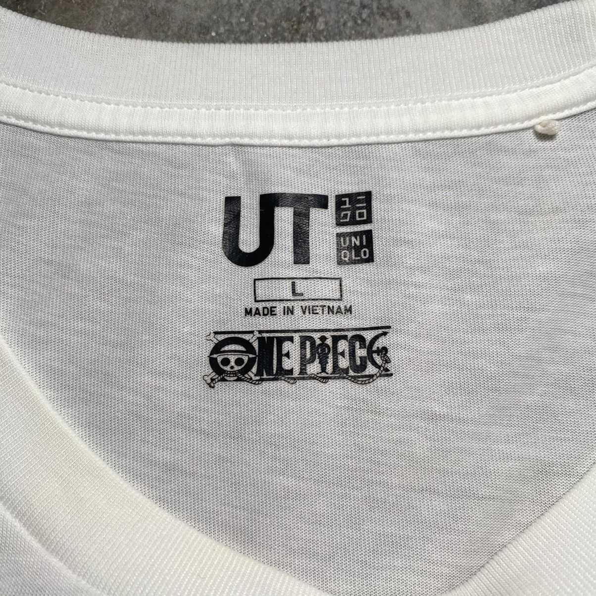 Anime × One Piece × Uniqlo One Piece Monkey D. Luffy Uniqlo Anime T Shirt Size US L / EU 52-54 / 3 - 3 Thumbnail