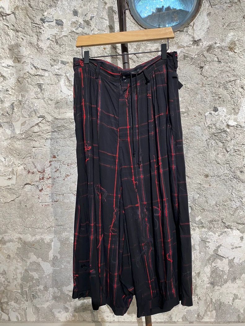 Y's size 2 Black and red baggy pants