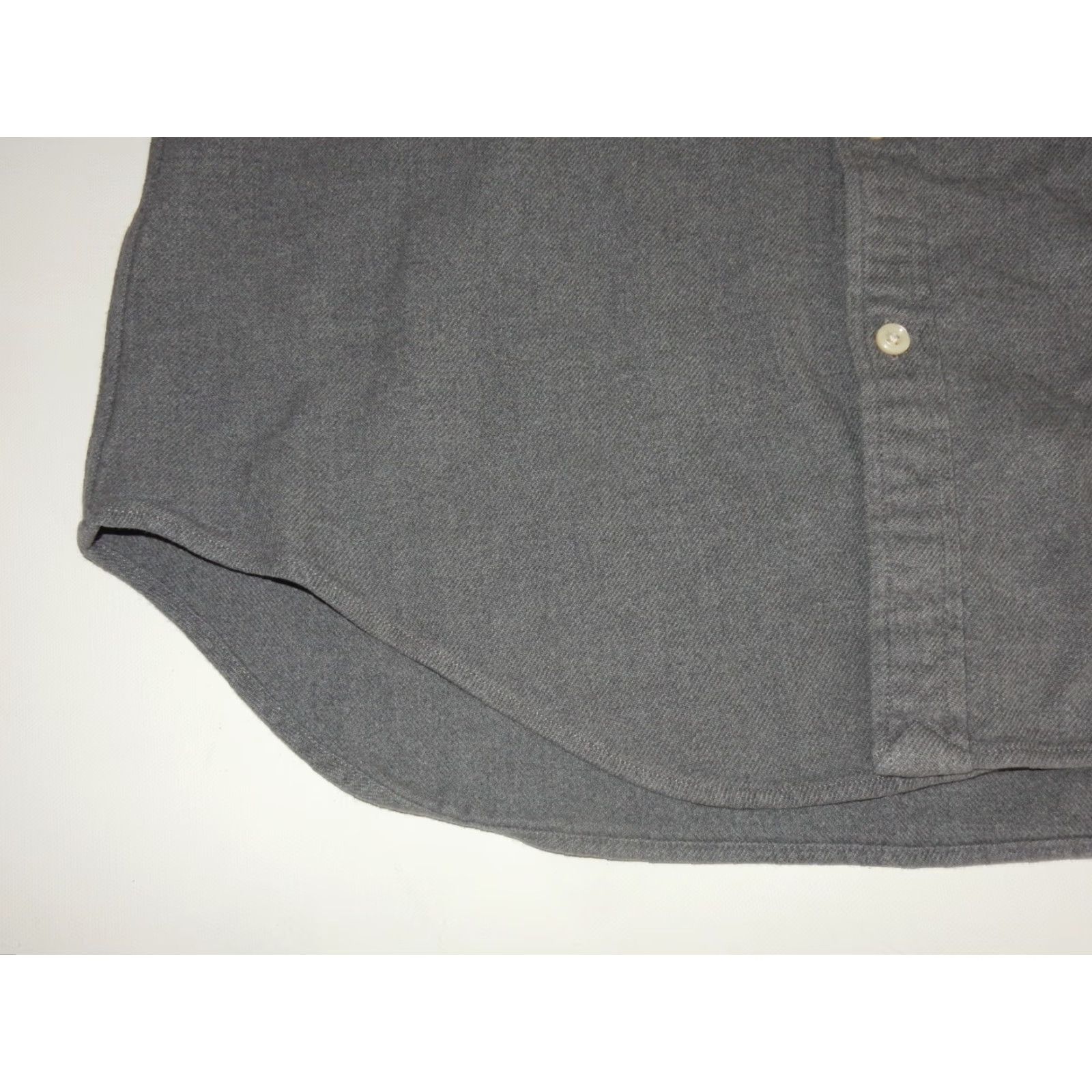 Club Monaco VINTAGE Club Monaco Men's Shirt Long Sleeve Button-Up Size Large Gray Denim Slim Size US L / EU 52-54 / 3 - 2 Thumbnail