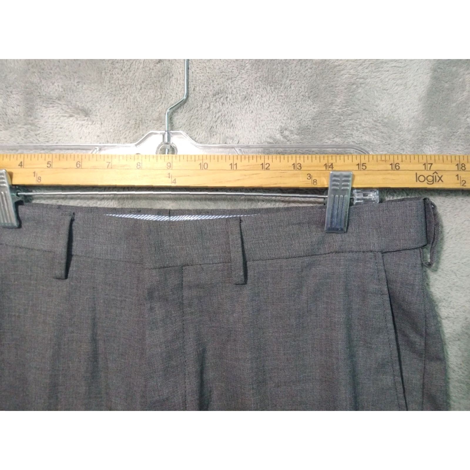 Haggar Haggar Pants Mens 34x30 Gray Dress Suit Straight Leg Classic Fit Flat Front Flex Pants Size 34R - 3 Thumbnail