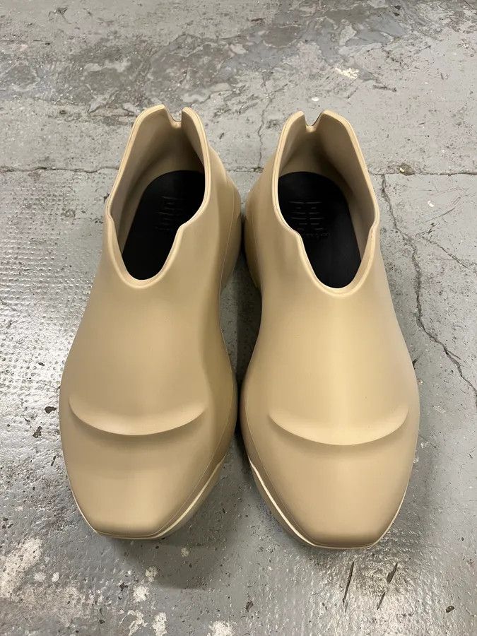 Givenchy Givenchy Mallow Beige Shoes Size US 13 / EU 46 - 6 Thumbnail