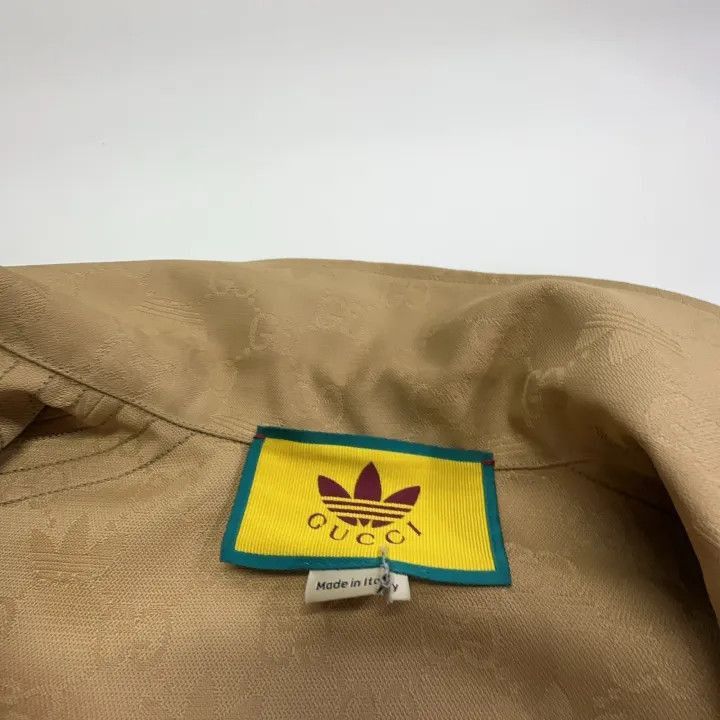 Gucci Gucci x Adidas Letter Print Short Sleeve Shirt-2507 Size M / US 6-8 / IT 42-44 - 1 Thumbnail