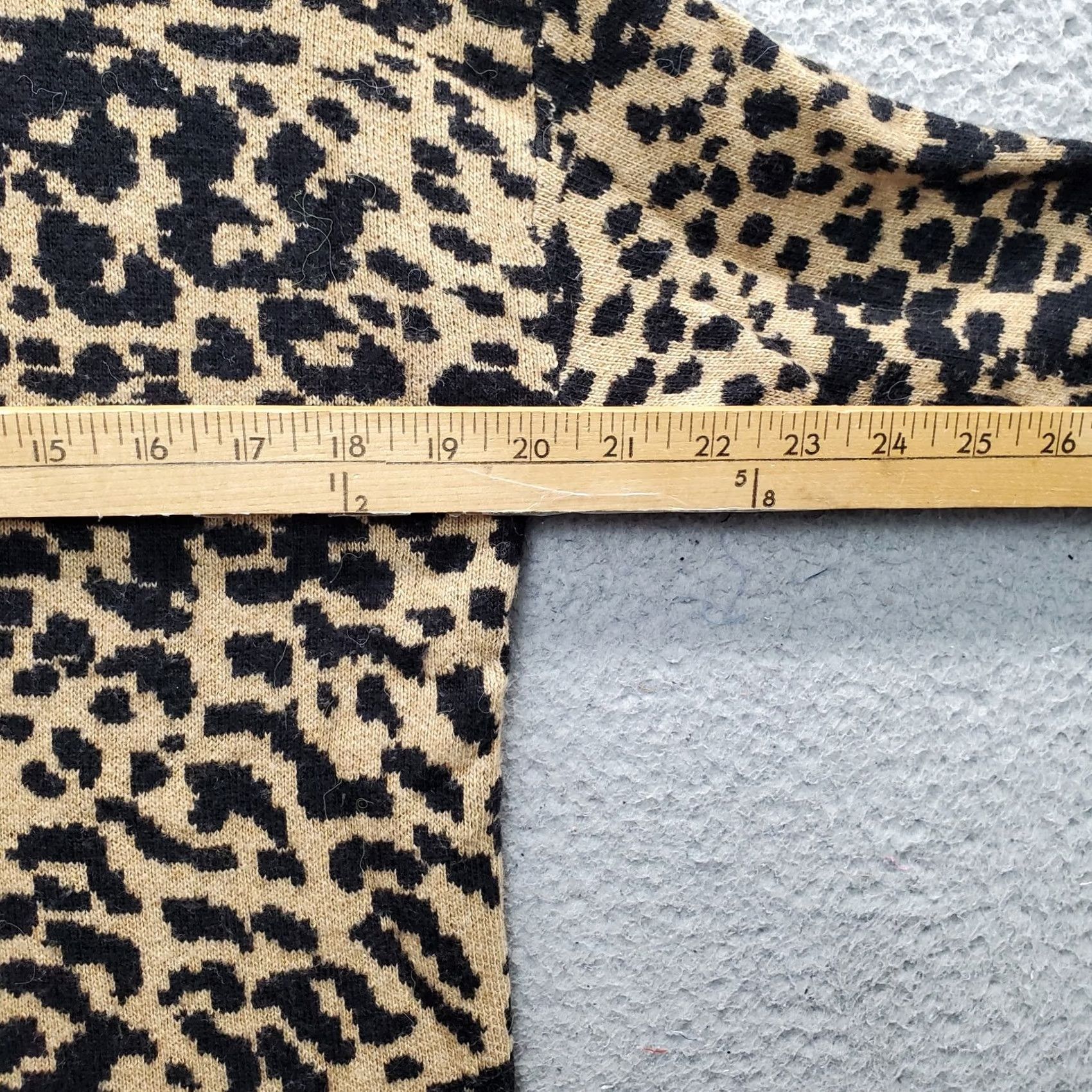 Loft LOFT Women Size S Multi Leopard Print Knit Crew Neck Pullover Sweater Long Sleeve, Casual, Fall/Winter, Regular Fit Size S / US 4 / IT 40 - 4 Thumbnail