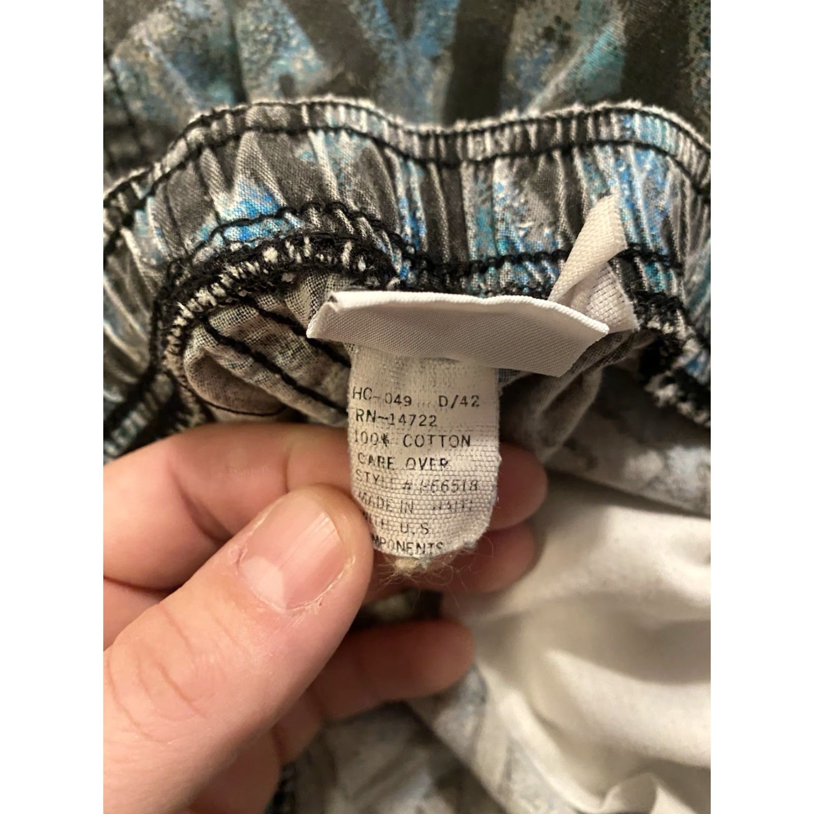 Vintage VINTAGE Sostanza Men Pants Geometric Print Jogger 80s Hip Hop Beach Gym Activewear Blue 100% Cotton L Regular Inseam 32 Elastic Waist Pockets Size US 33 - 7 Thumbnail