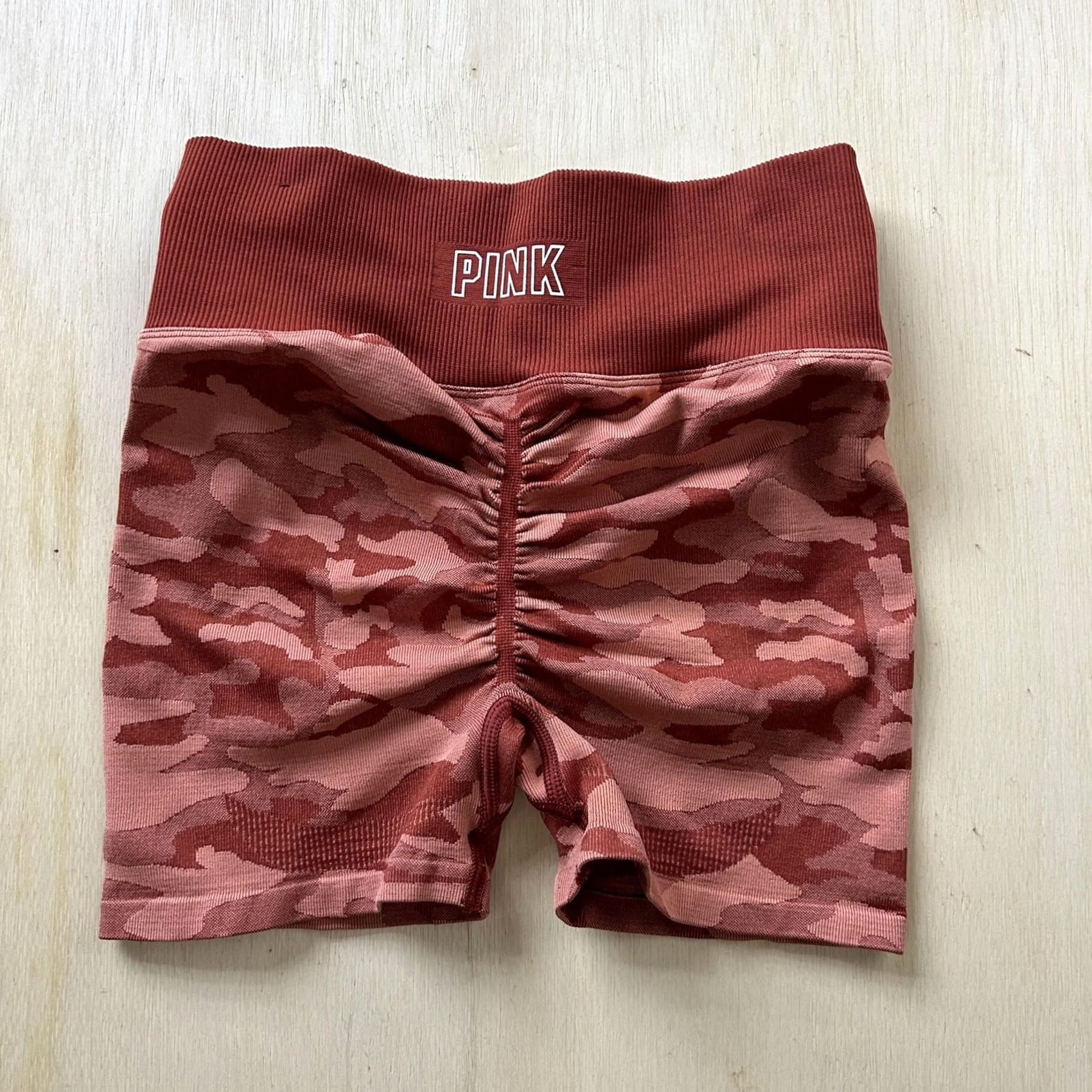 Pinko PINK Shorts Womens XS Pink Camo Seamless High Rise Biker Athletic Yoga Lounge Womens XS Pink Camo Seamless High Rise Biker Size 26" / US 2 / IT 38 - 2 Thumbnail