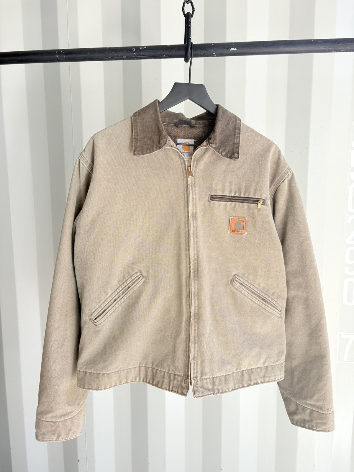 Carhartt Vintage Carhartt Detroit Faded Thrashed Jacket GRUNGE Size US L / EU 52-54 / 3 - 2 Thumbnail