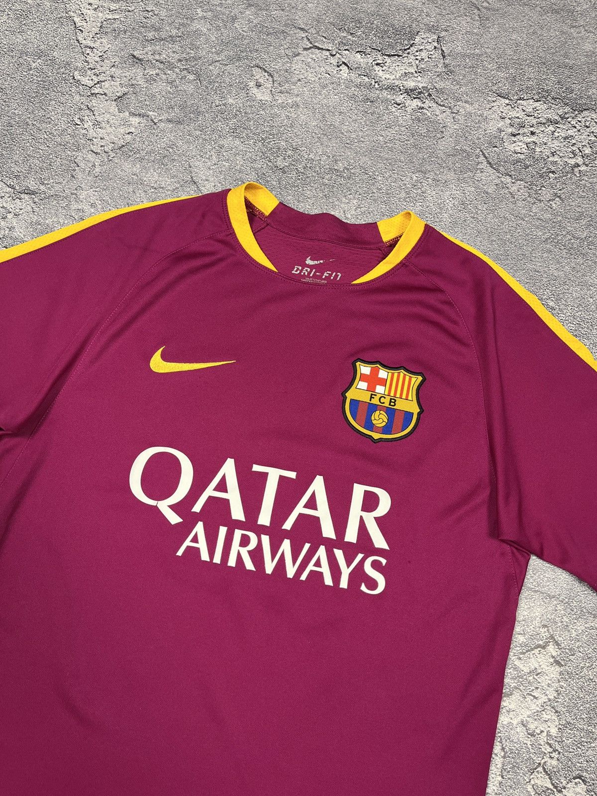 Nike × Vintage Nike Barcelona Qatar Airways Jersey FCB Size US S / EU 44-46 / 1 - 3 Thumbnail