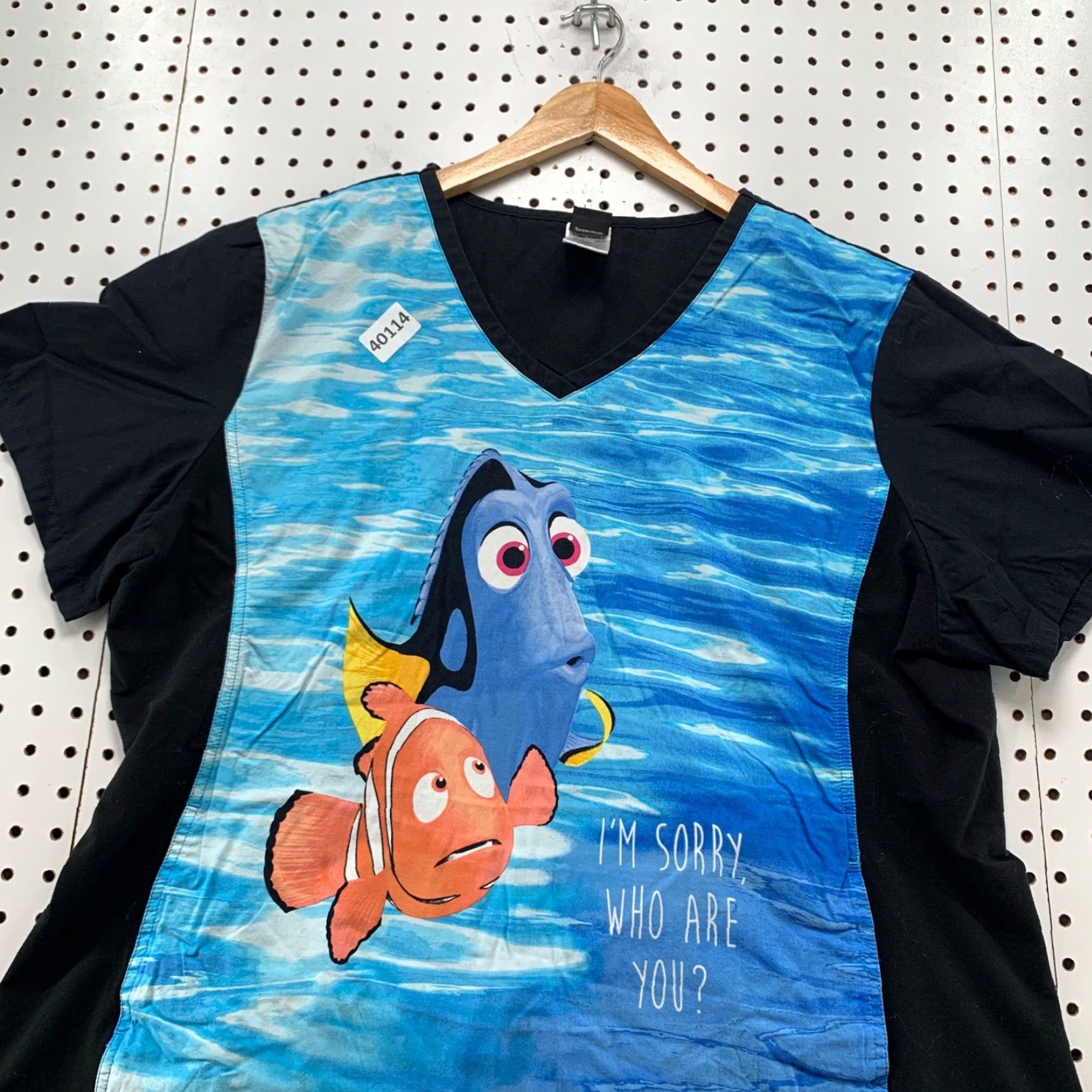 Disney Disney Medical Top Womens 2XL Blue Black Finding Nemo Shirt Womens 2XL Disney Medical Top Blue Black Finding Nemo Size XXL / US 16-18 / IT 52-54 - 5 Thumbnail
