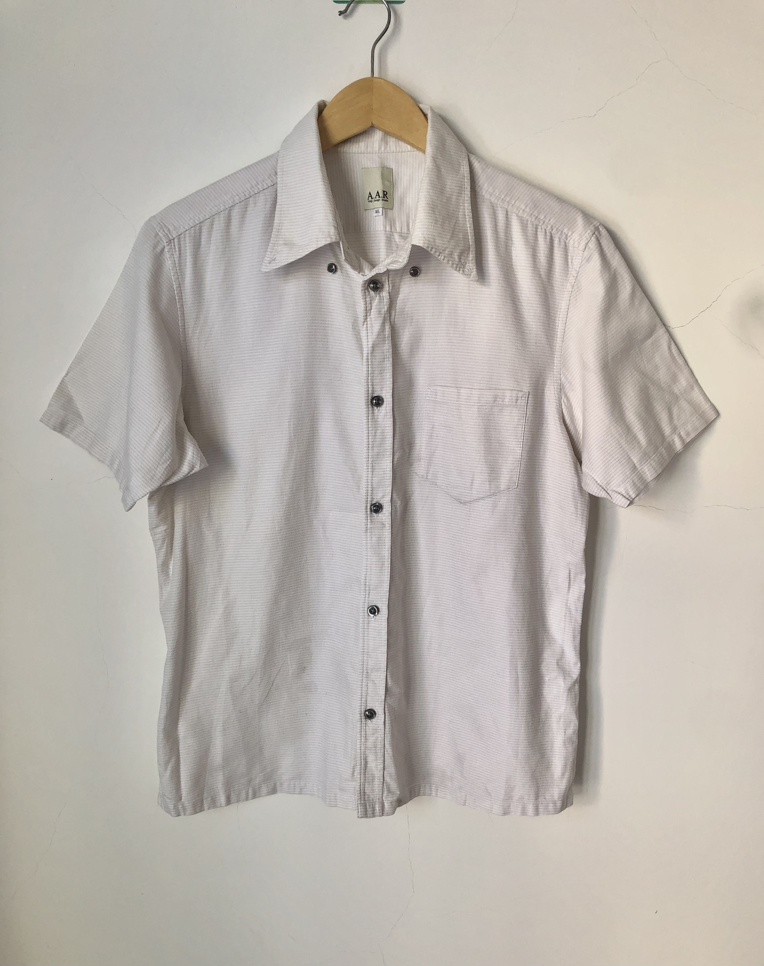 short sleeves shirt