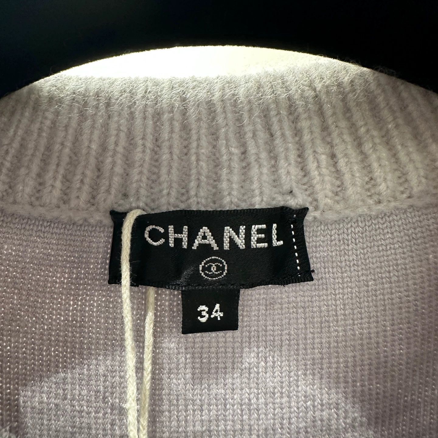 Chanel Chanel mar27 Ski Series Cashmere Cardi Silver Button 34 Size XS / US 0-2 / IT 36-38 - 3 Thumbnail
