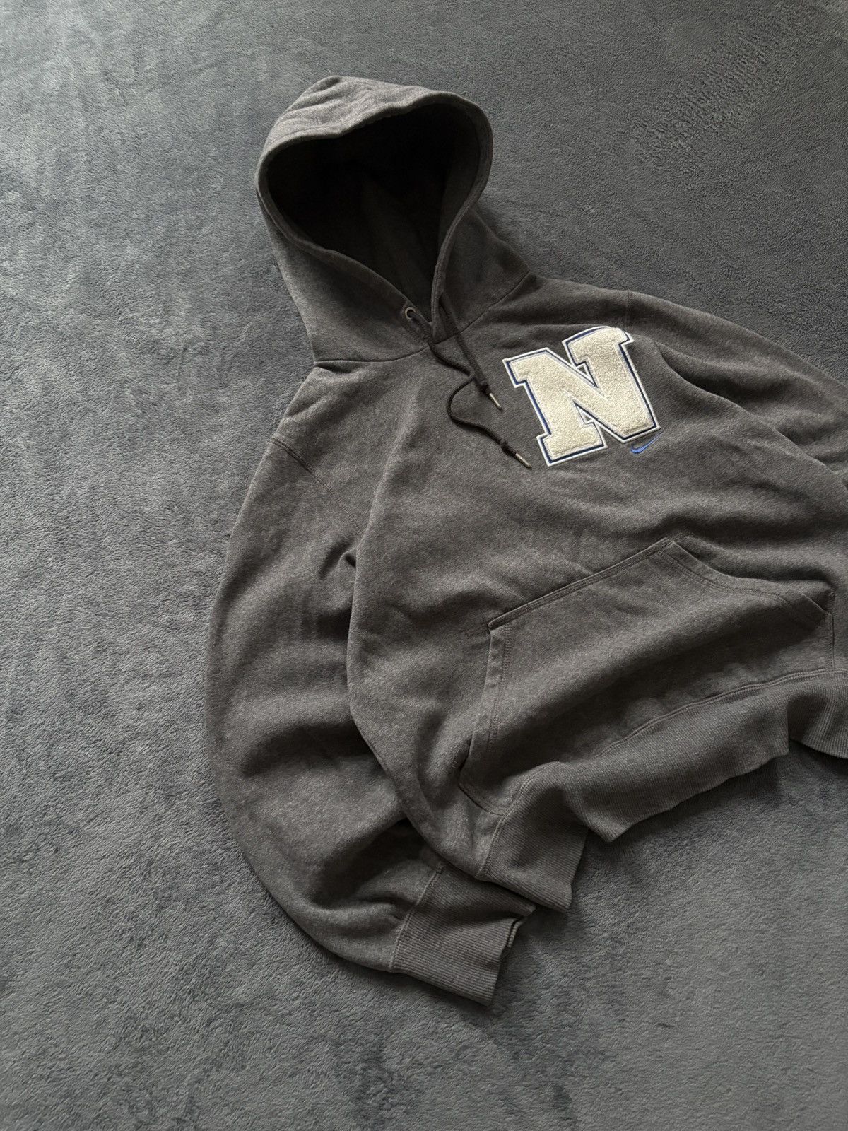 Nike 00s Vintage Nike 3D Fleece Logo Retro Oversized Hoodie Y2K Size US S / EU 44-46 / 1 - 3 Thumbnail