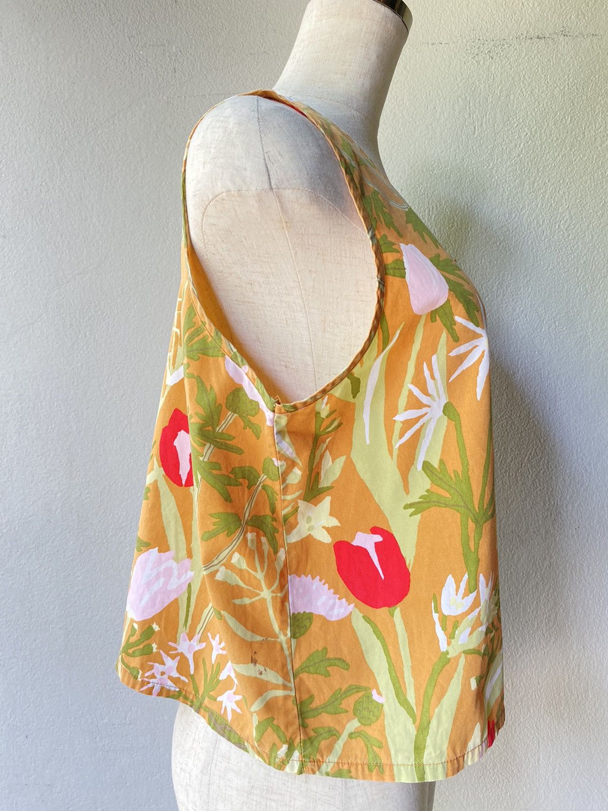Designer × Japanese Brand Hobgoblin Kosue Naito Floral Sleeveless Top Size L / US 10 / IT 46 - 13 Thumbnail