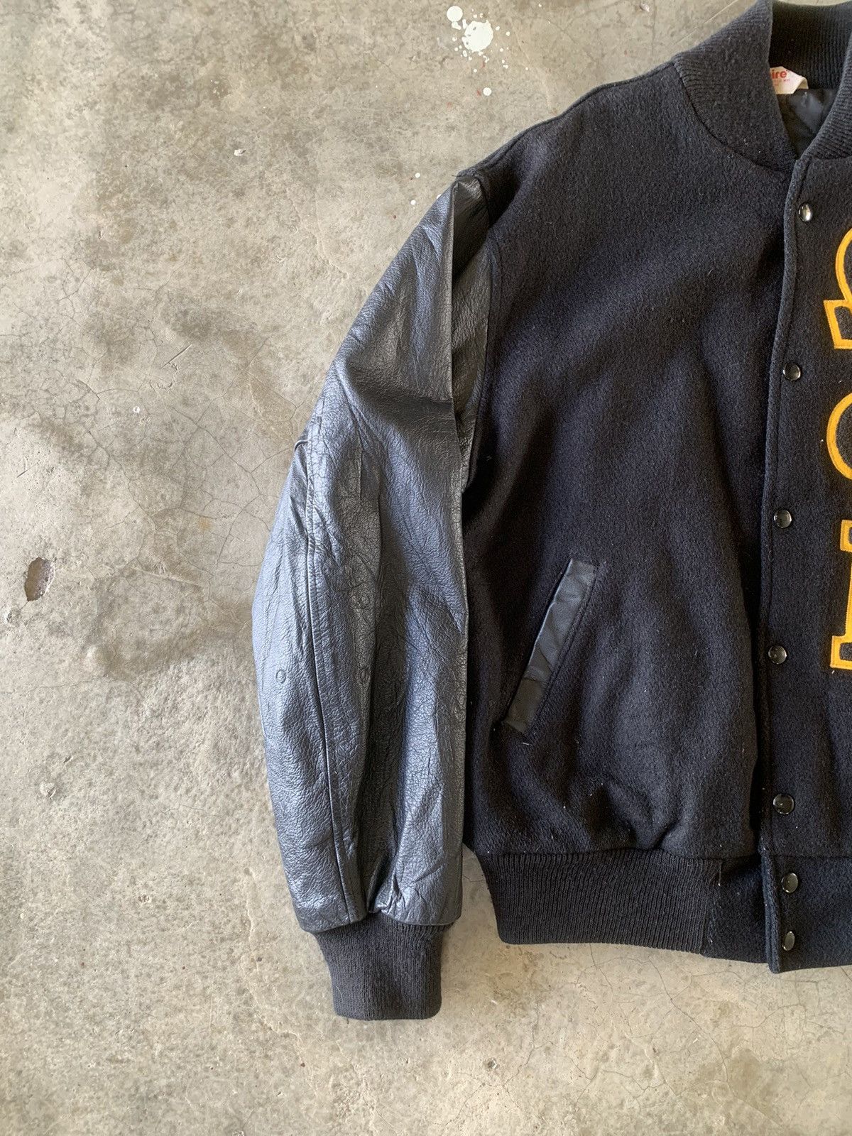 Vintage Vintage 1970’s Omega Phi Beta Sorority inc Varsity Jacket Size US L / EU 52-54 / 3 - 2 Thumbnail