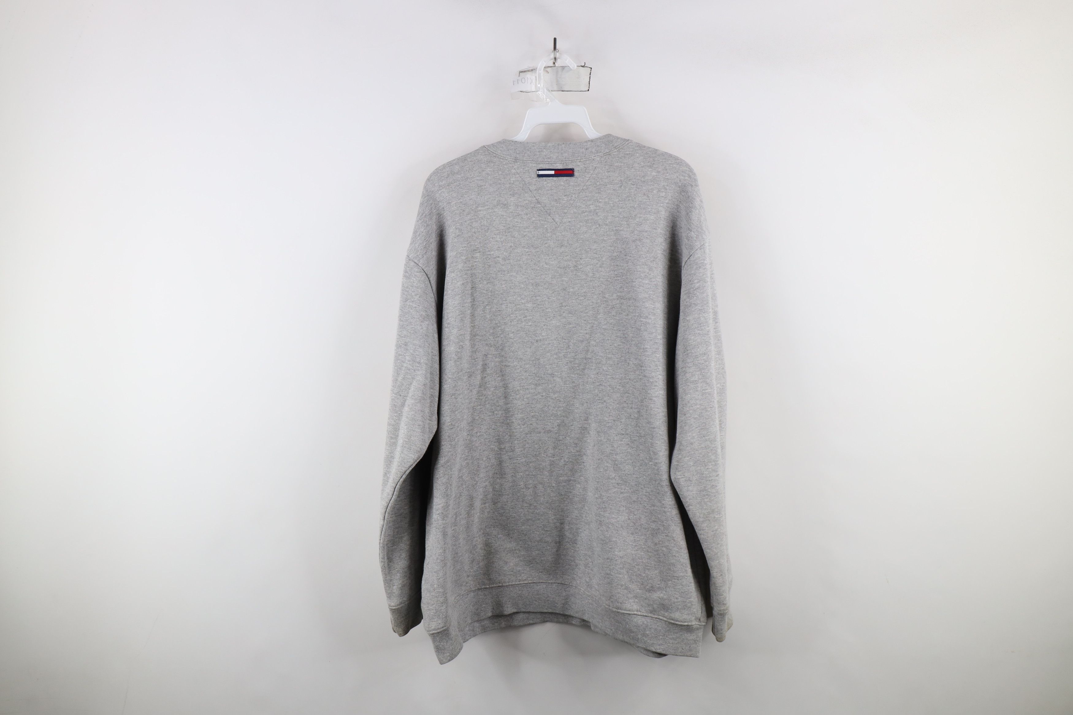 Tommy Hilfiger × Vintage Vintage 90s Tommy Hilfiger Spell Out Crewneck Sweatshirt USA Size US L / EU 52-54 / 3 - 11 Thumbnail