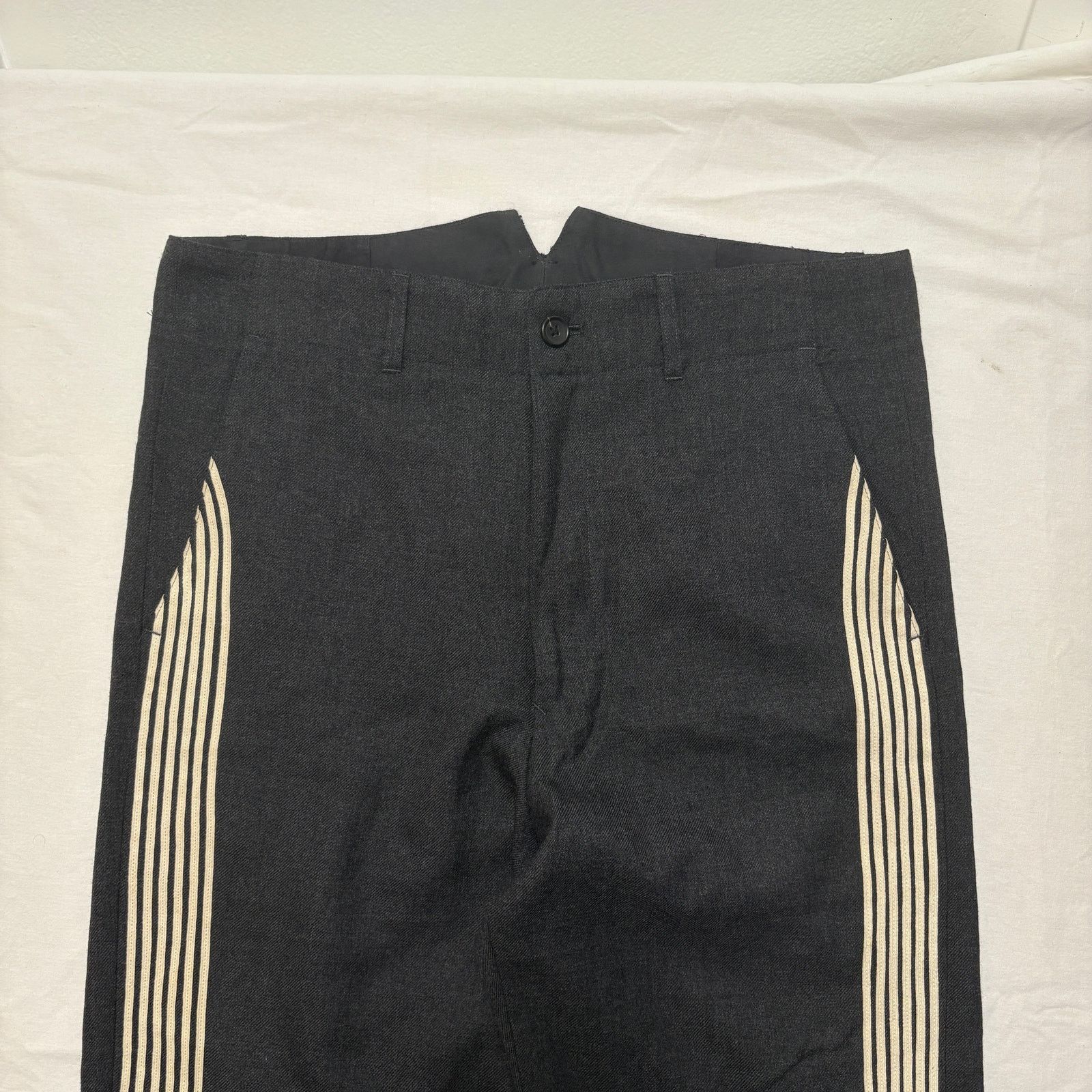 Yohji Yamamoto VTG 80s Yohji Yamamoto Side Stripe Wool Runway Pants Black S Size US 30 / EU 46 - 2 Thumbnail