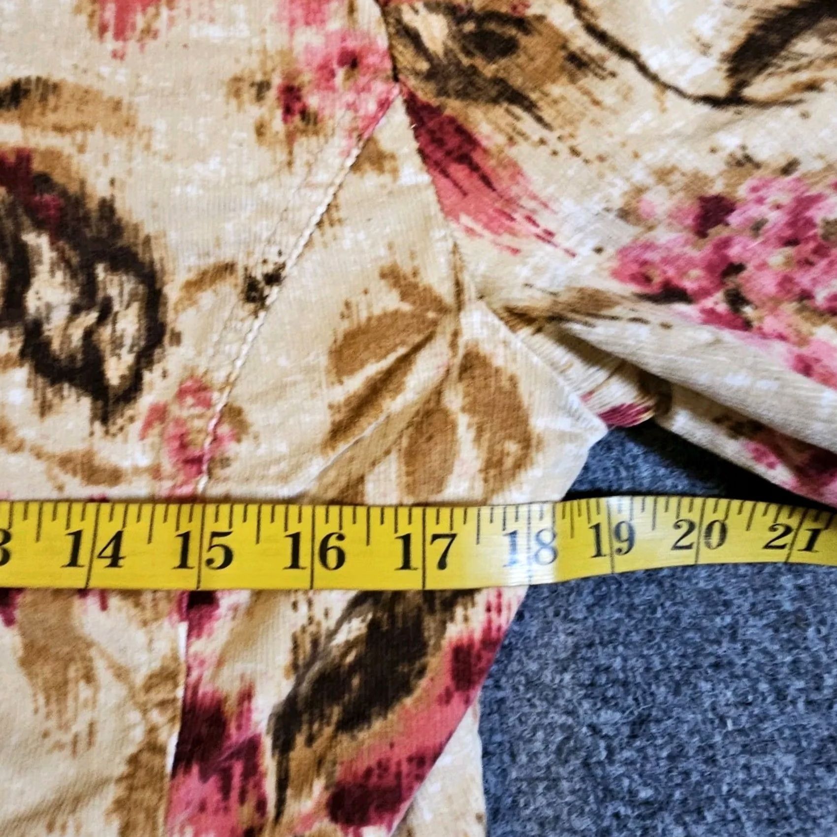 J. Jill VINTAGE J. Jill Blazer Women’s Small Beige Pink Floral Corduroy Snap Button 90s LTD Blazer Jacket Mens? Size S / US 4 / IT 40 - 5 Thumbnail