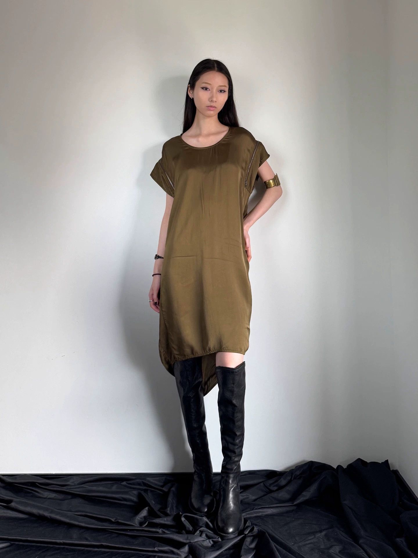 Vintage Vintage Italian Drop Deconstructed Draped Crewneck Dress Size S / US 4 / IT 40 - 1 Thumbnail