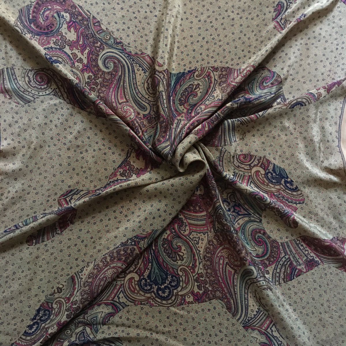 Other CODELLO Tigers Paisley Designer Silk Scarf Size ONE SIZE - 8 Thumbnail