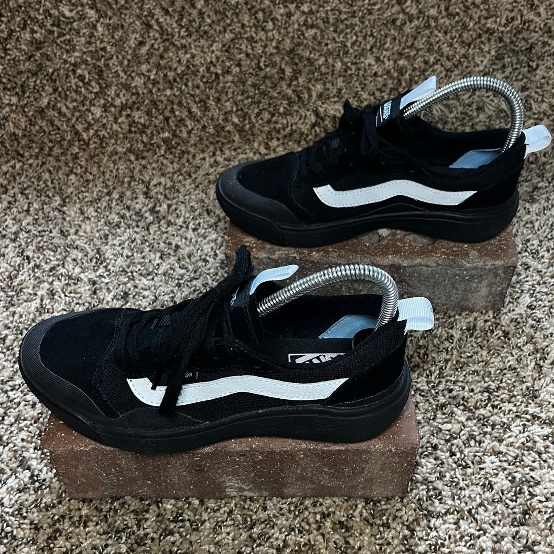 Vans Vans Ultrarange Exo Skate Sneakers Black Unisex M6/W7.5 Size US 6 / EU 39 - 5 Thumbnail