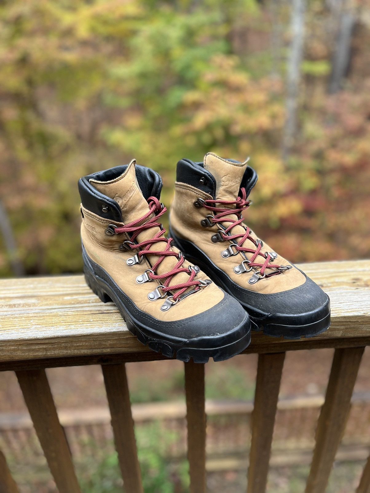 Les 4 meilleures options de bottes de randonnée à largeur large pour 2025
