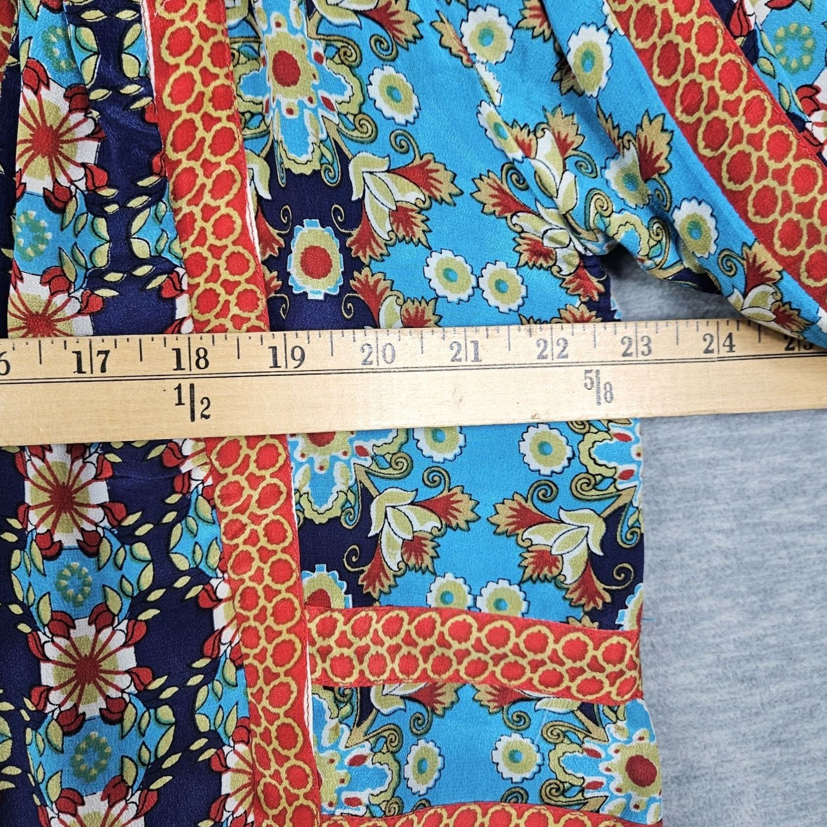 IOLANI Tolani Silk Blouse Women's Bohemian Peasant Floral V-neck Sz S Multicolor Long Sleeve Slim Fit Casual Pullover Dry Clean Only Size S / US 4 / IT 40 - 5 Thumbnail