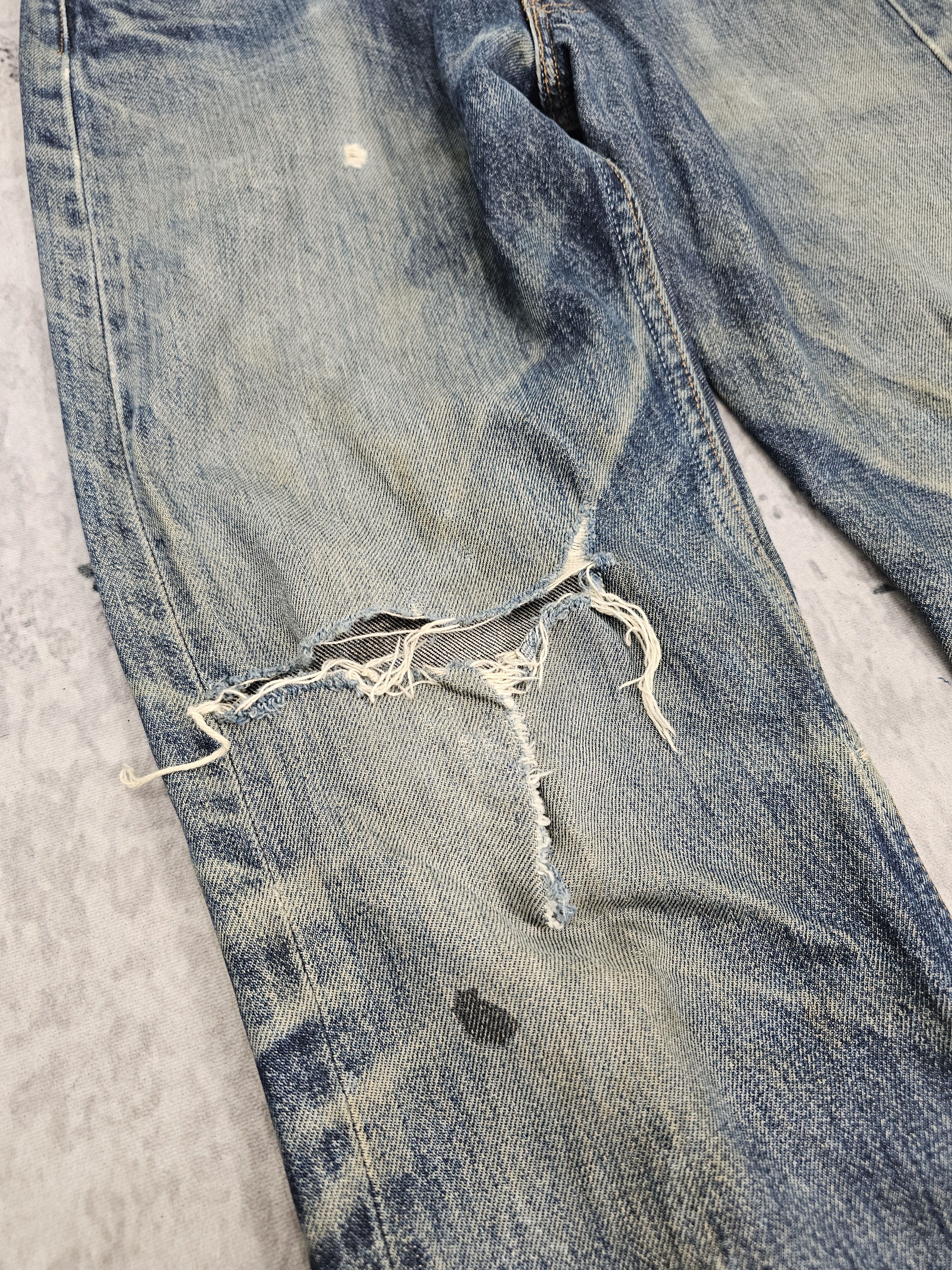 Levi's Vintage Clothing Vtg 90'S LEVIS 501 Distressed Stone Wash Blue Jeans L0521 Size US 31 - 6 Thumbnail