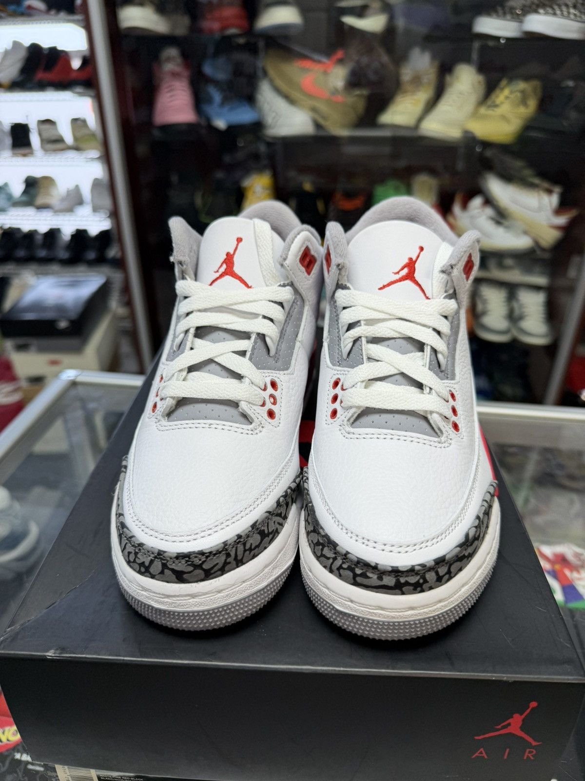 Jordan Brand Jordan 3 Retro ‘Fire Red’ Size US 6 / IT 36 - 3 Thumbnail