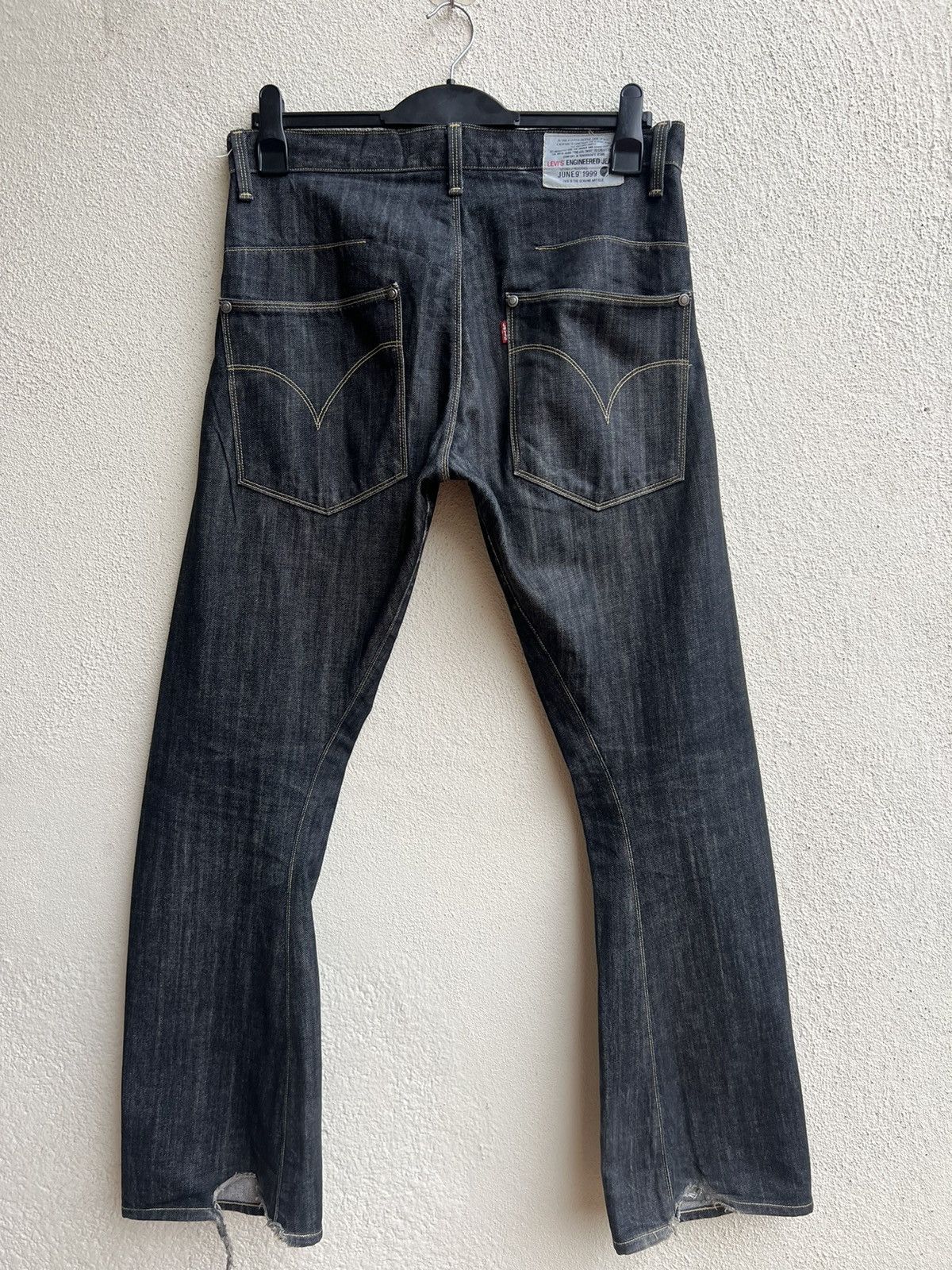 Levi's Vintage 2003 Levi’s Engineered Distress Denim Bootcut Jeans Size US 33 - 20 Thumbnail