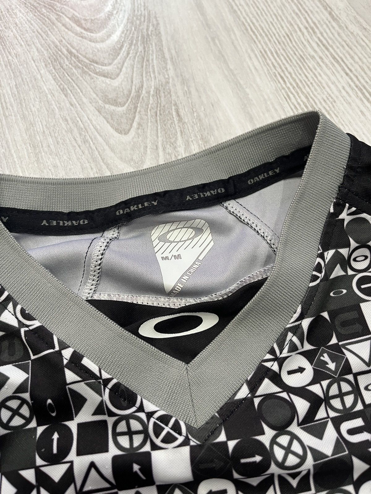 Oakley Oakley outdoor longsleeve Size US M / EU 48-50 / 2 - 3 Thumbnail