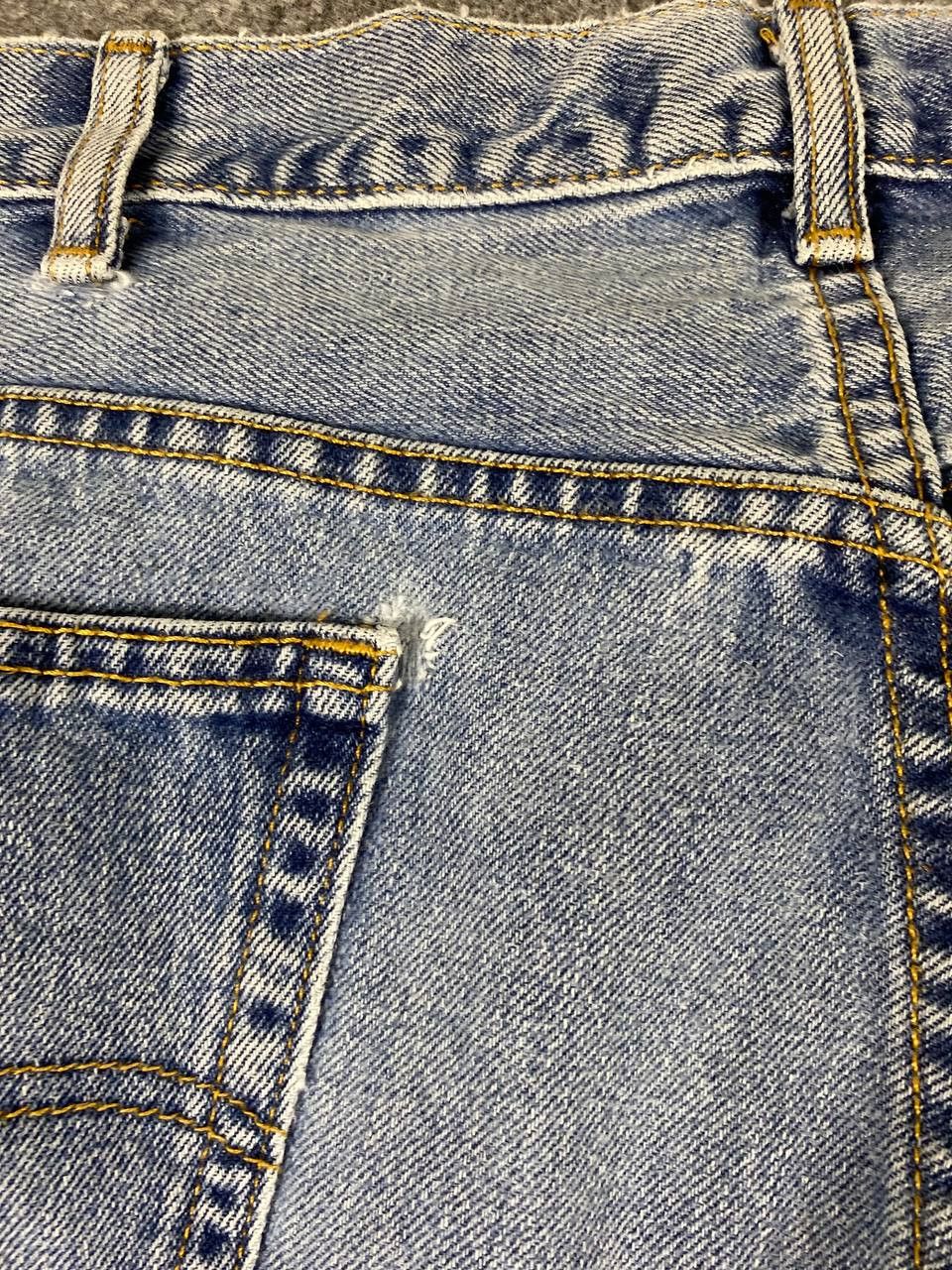 Levi's vintage levis 560 comfort fit paint splattered distressed Size US 44 / EU 60 - 8 Thumbnail