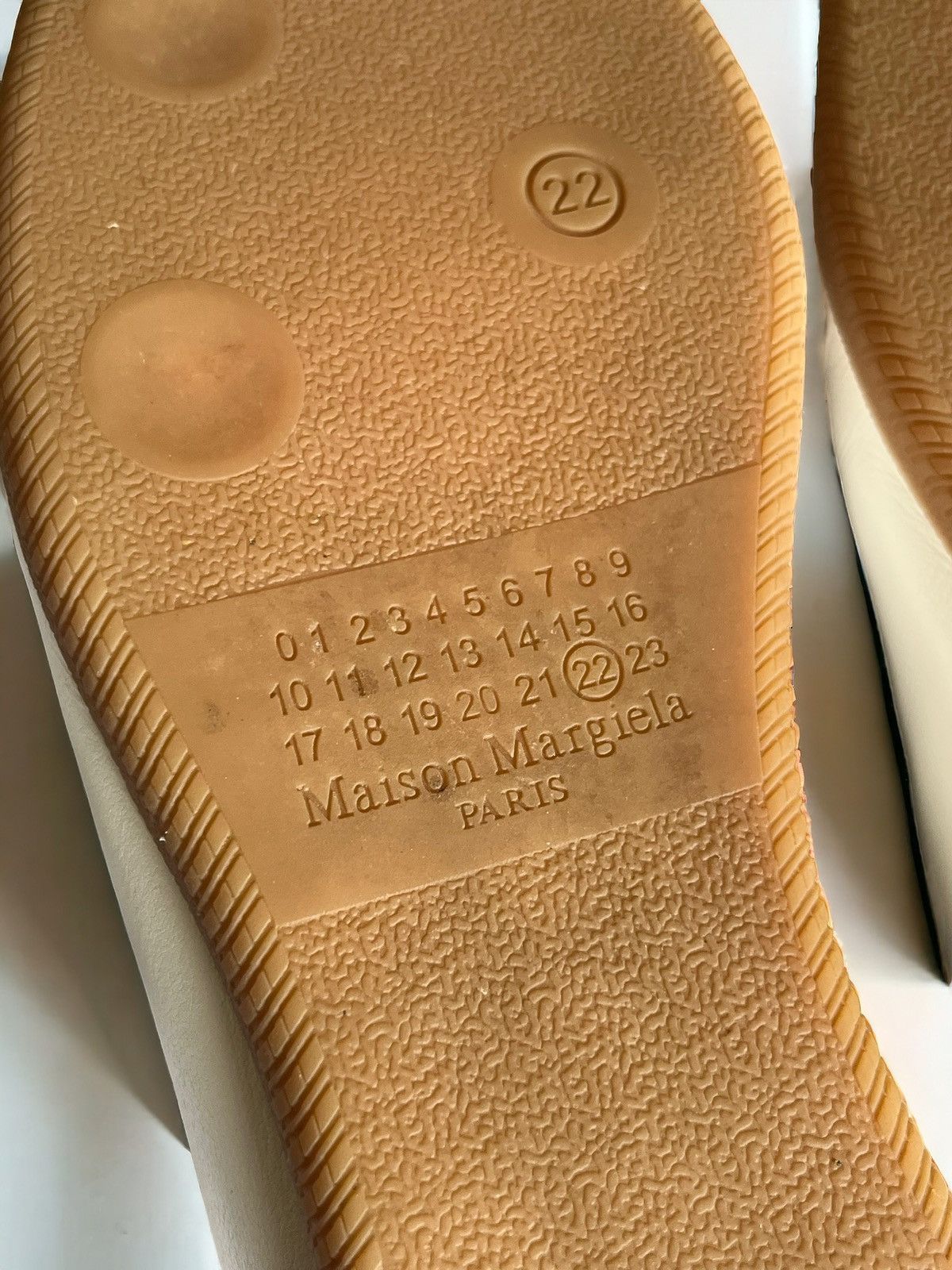 Maison Margiela Margiela featherlight cutout low top sneakers Size US 7 / IT 37 - 5 Thumbnail