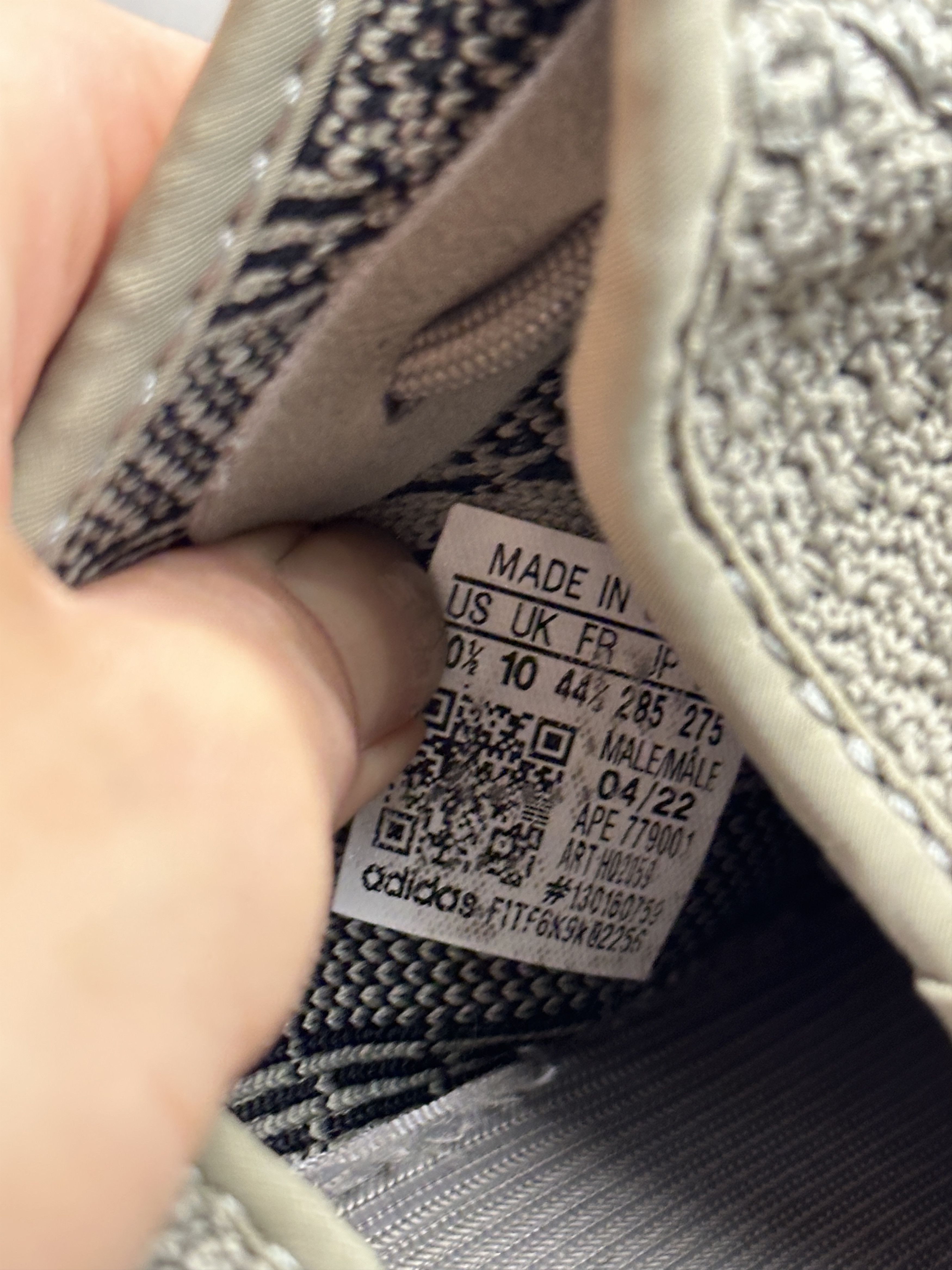 Adidas Adidas Yeezy Boost 350 V2 Olive HQ2059 Sneakers Size US 10.5 / EU 43-44 - 15 Thumbnail
