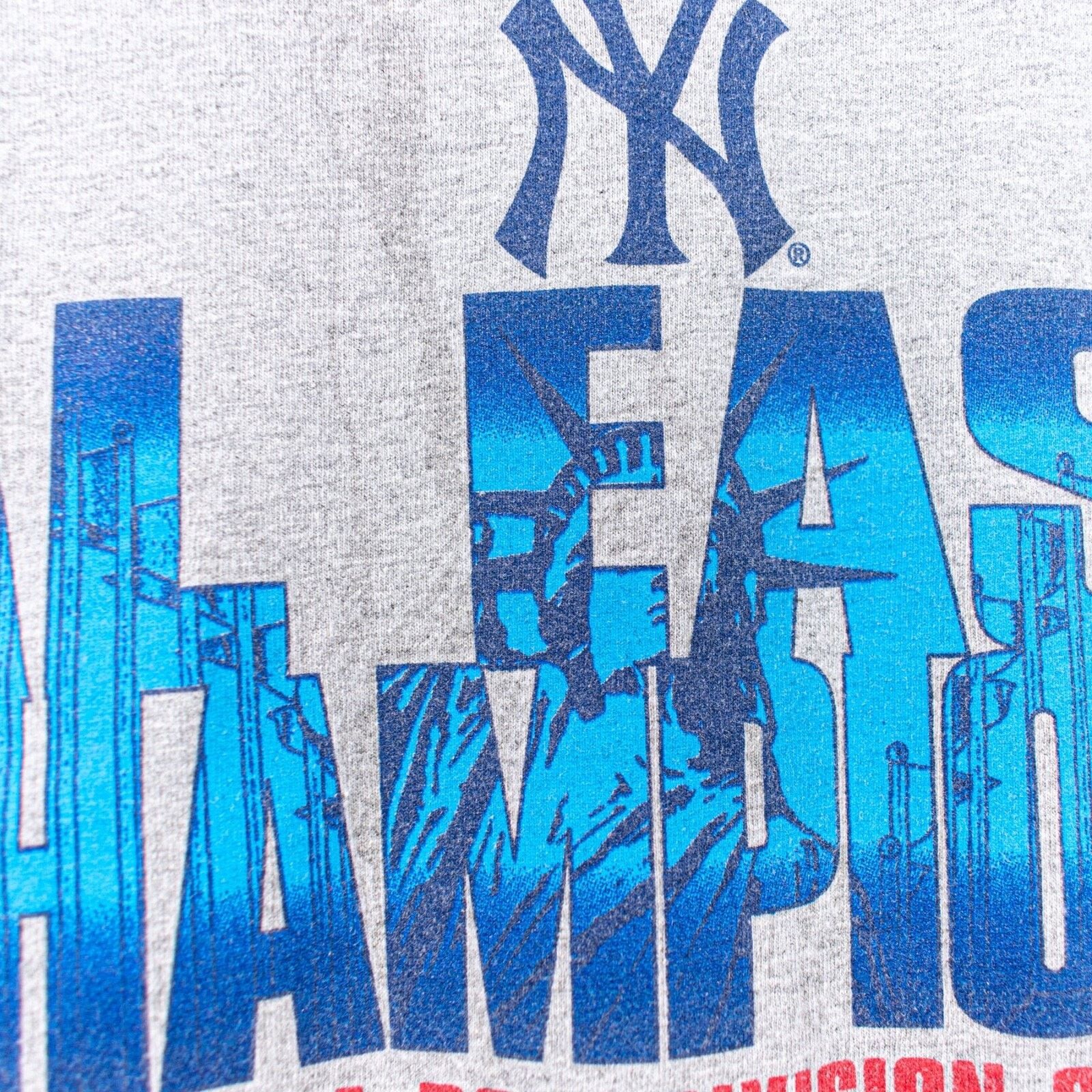 Lee New York Yankees 2005 AL East Champions Tee XL Lee Sport MLB Size US XL / EU 56 / 4 - 5 Thumbnail
