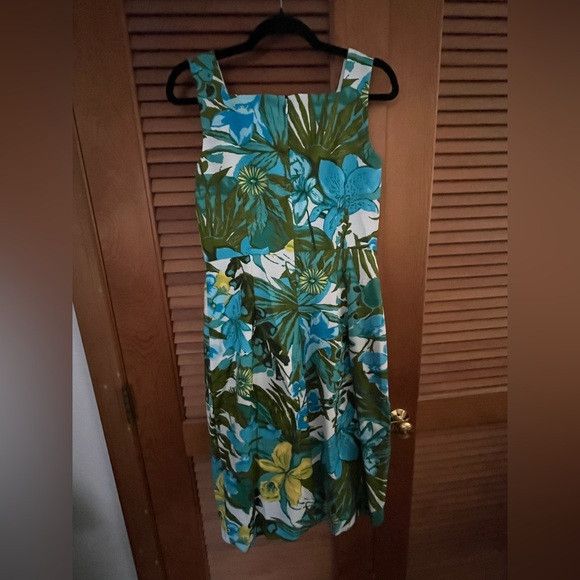 Talbots Talbots tropical Floral Sheath Sleeveless dress sz 4 NWT Size S / US 4 / IT 40 - 6 Thumbnail