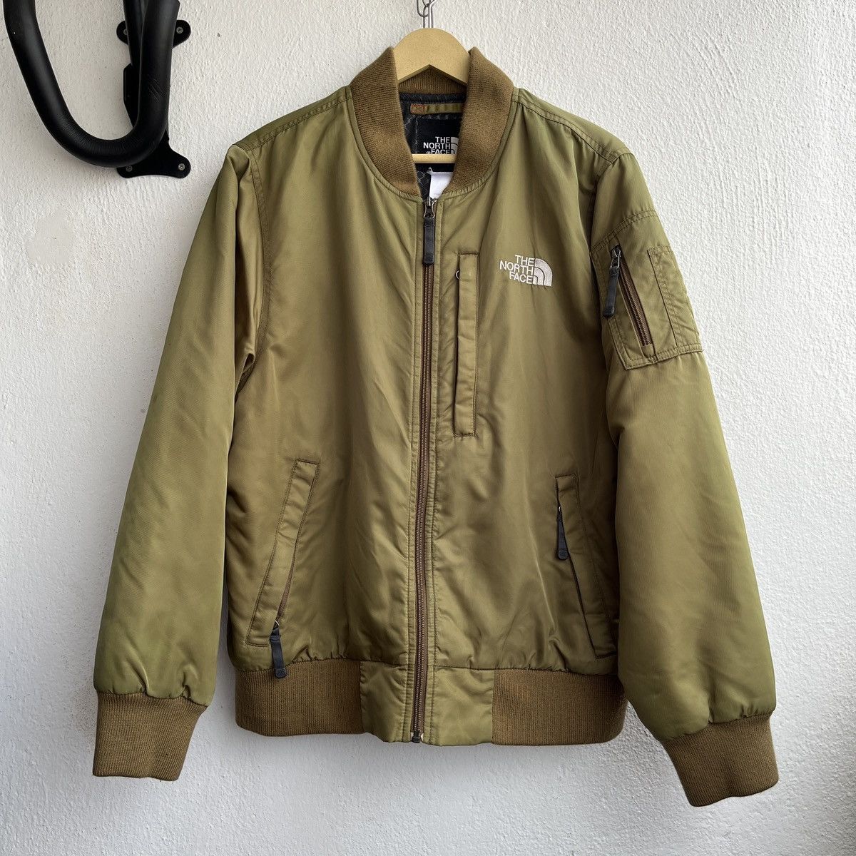The North Face THE NORTH FACE GORPCORE PUFFER BOMBER JACKET Size US S / EU 44-46 / 1 - 1 Thumbnail