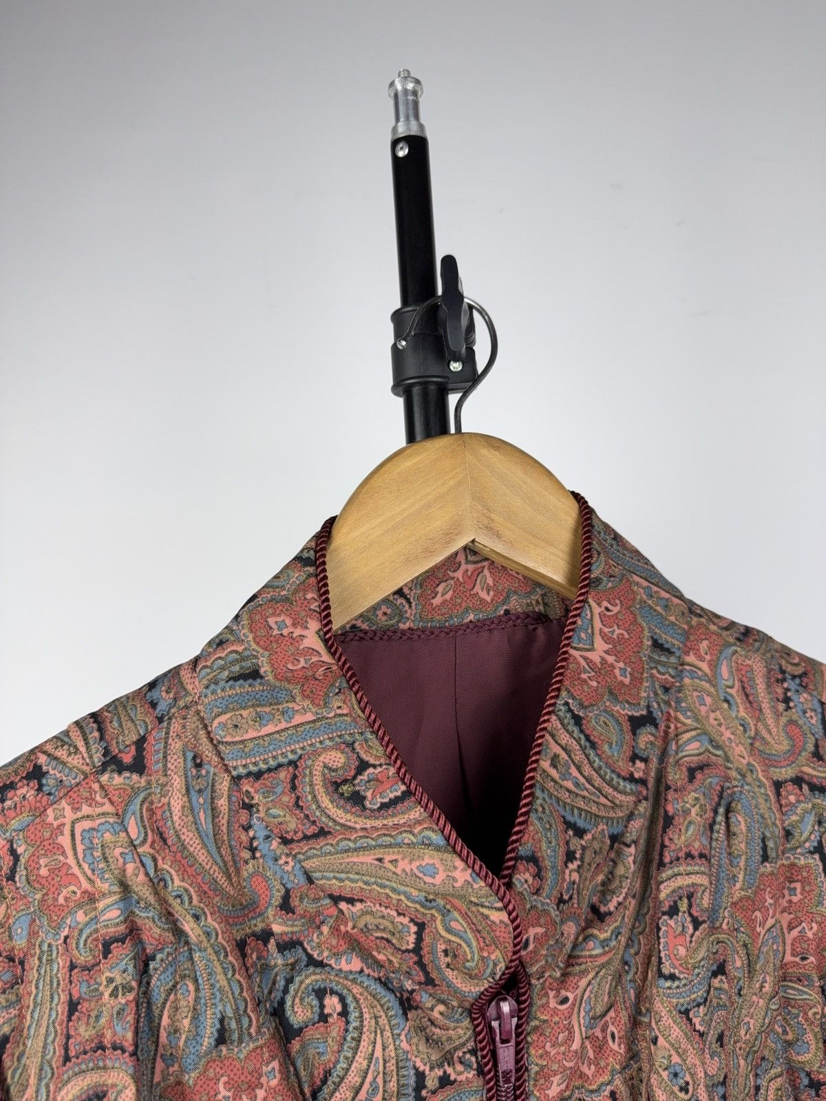 Japanese Brand Vintage Luxury 90s Retro Baroque Paisley Tapestry Jacket Size M / US 6-8 / IT 42-44 - 4 Thumbnail