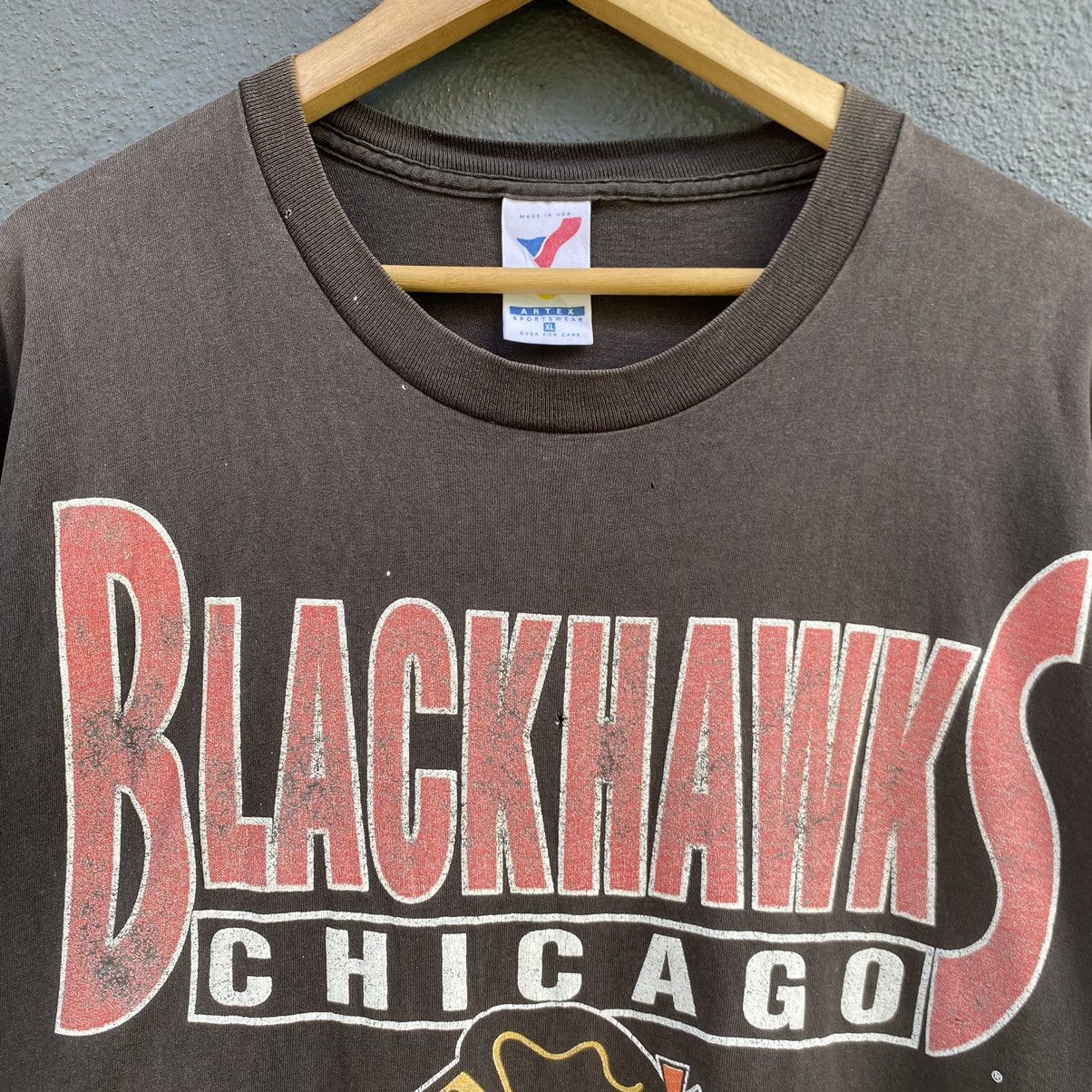 NHL Thrashed Faded Vintage 90s Blackhawks NHL ERD GRUNGE TEE Size US XL / EU 56 / 4 - 3 Thumbnail