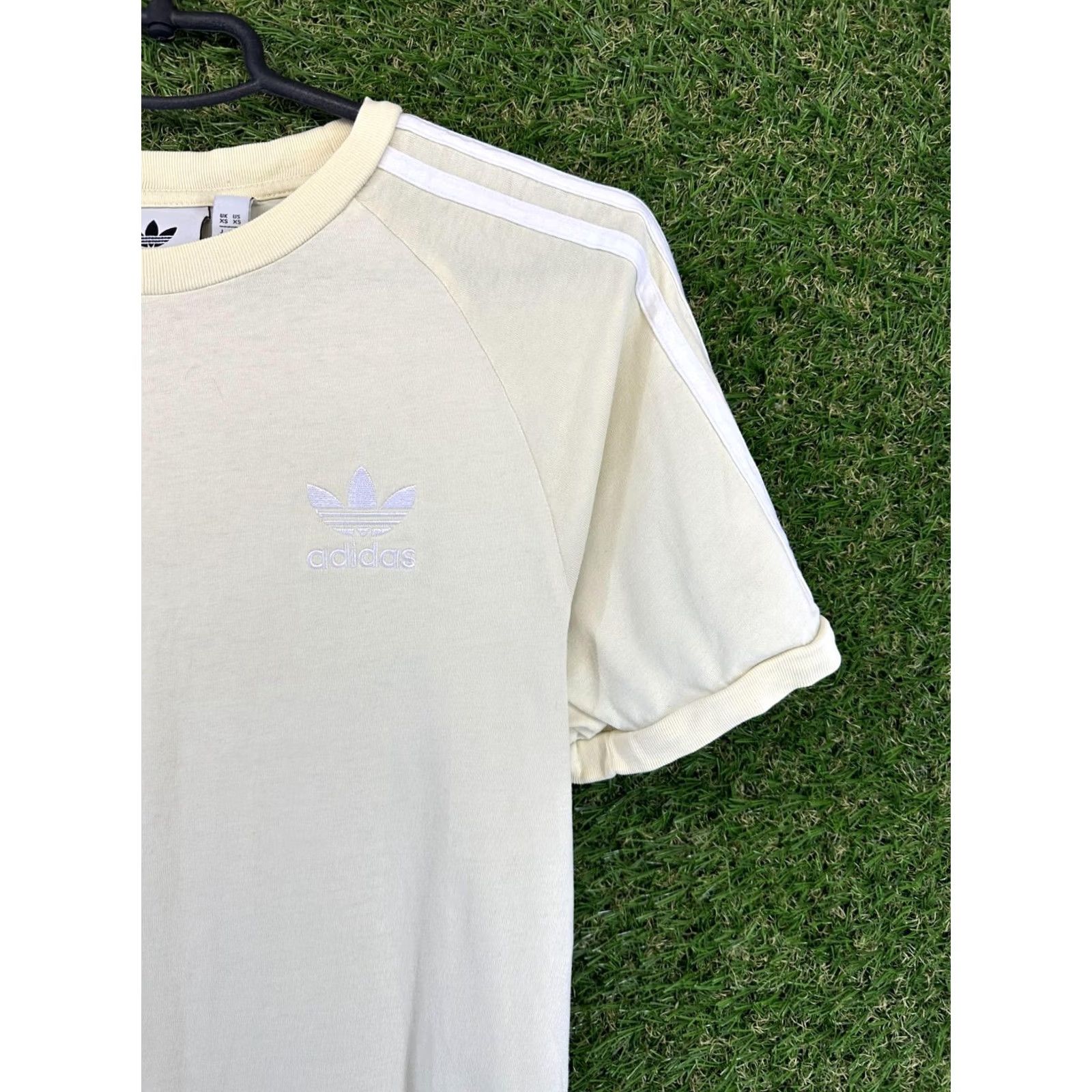 Adidas ADIDAS Shirt Men XS T-Shirt Jersey Classic Crew Neck Short Sleeve 100% Cotton Yellow White Original 3 Stripes Modern Basic Tee Womens Mens Boys Girls Size US XS / EU 42 / 0 - 5 Thumbnail