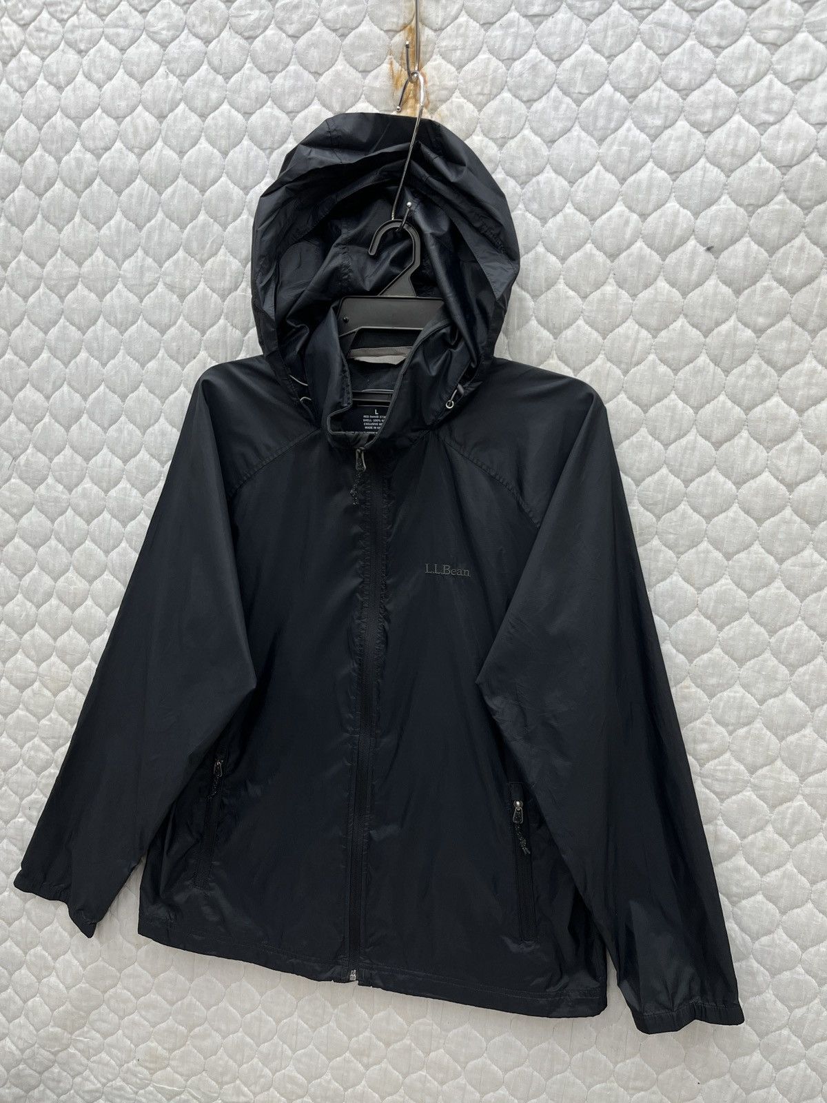 L.L. Bean 🔥🔥🔥STEALS LL BEAN LIGHT JACKET HIDDEN HOODIE Size US L / EU 52-54 / 3 - 2 Thumbnail